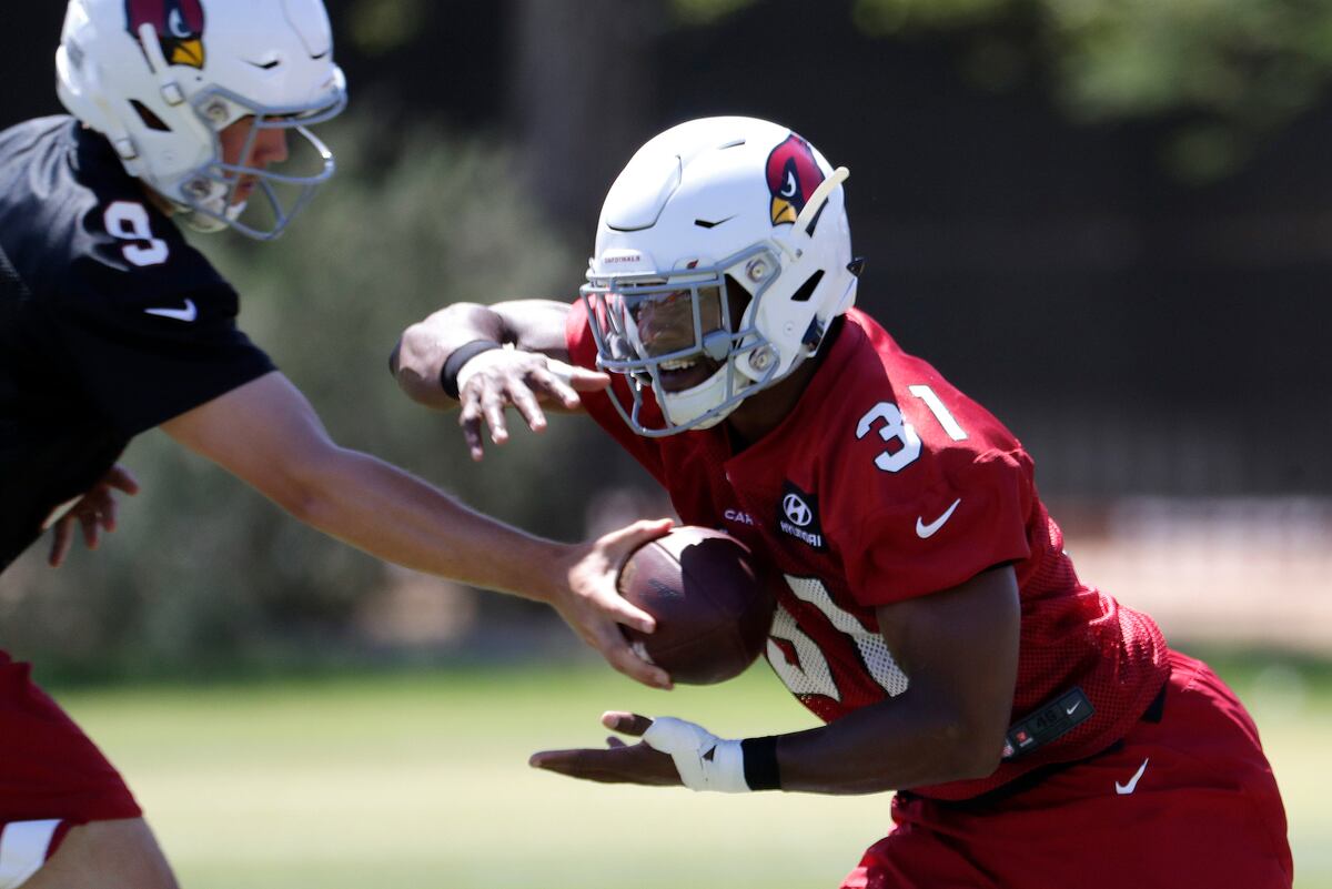 David Johnson Reportedly Holding Out of Cardinals Minicamp Amid Contract Talks | News, Scores 