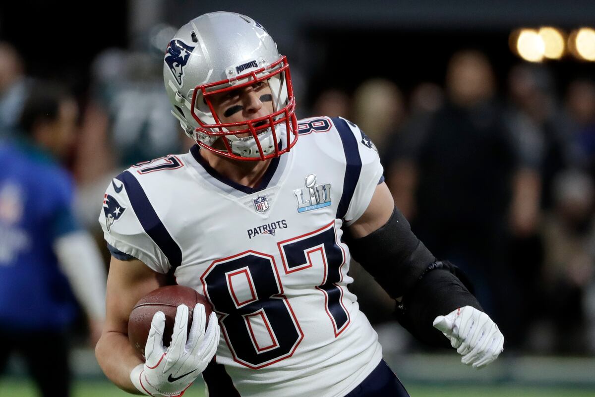 Rob Gronkowski Trade Rumors: Patriots Called Teams About Trade Before NFL Draft