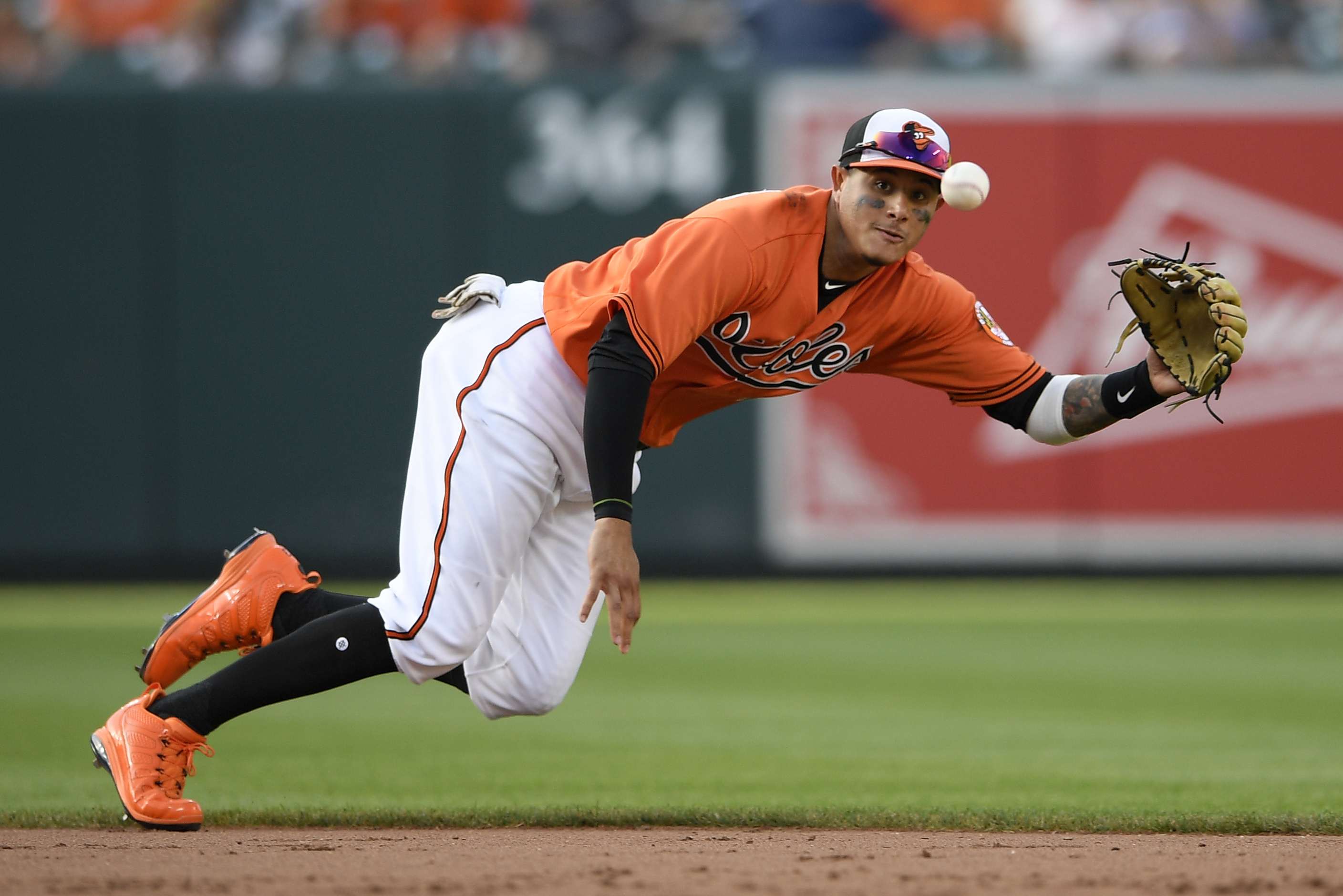 MLB trade rumors: Orioles shopping Manny Machado, who wants to play  shortstop - MLB Daily Dish