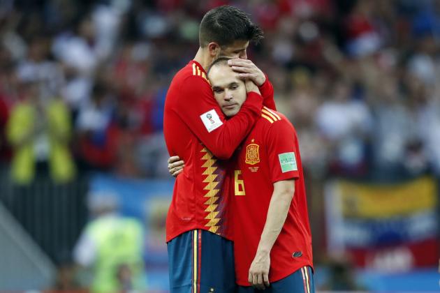 Gerard Pique of Spain, Andres Iniesta of Spain during the 2018 FIFA World Cup Russia round of 16 match between Spain and Russia at the Luzhniki Stadium on July 01, 2018 in Moscow, Russia(Photo by VI Images via Getty Images)