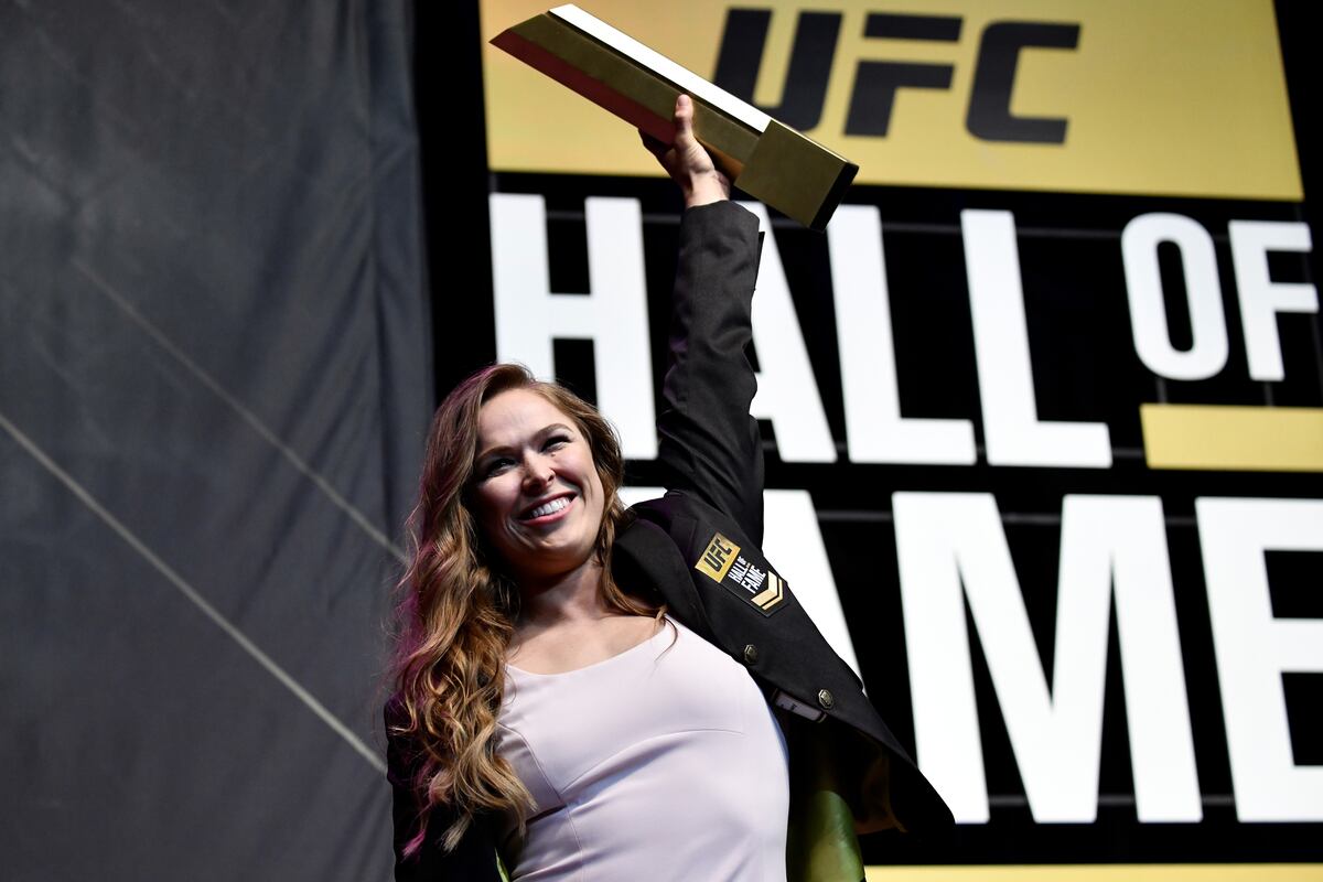 Ronda Rousey Thanks Fans After Becoming 1st Female Ufc Hall Of Fame Inductee Bleacher Report Latest News Videos And Highlights