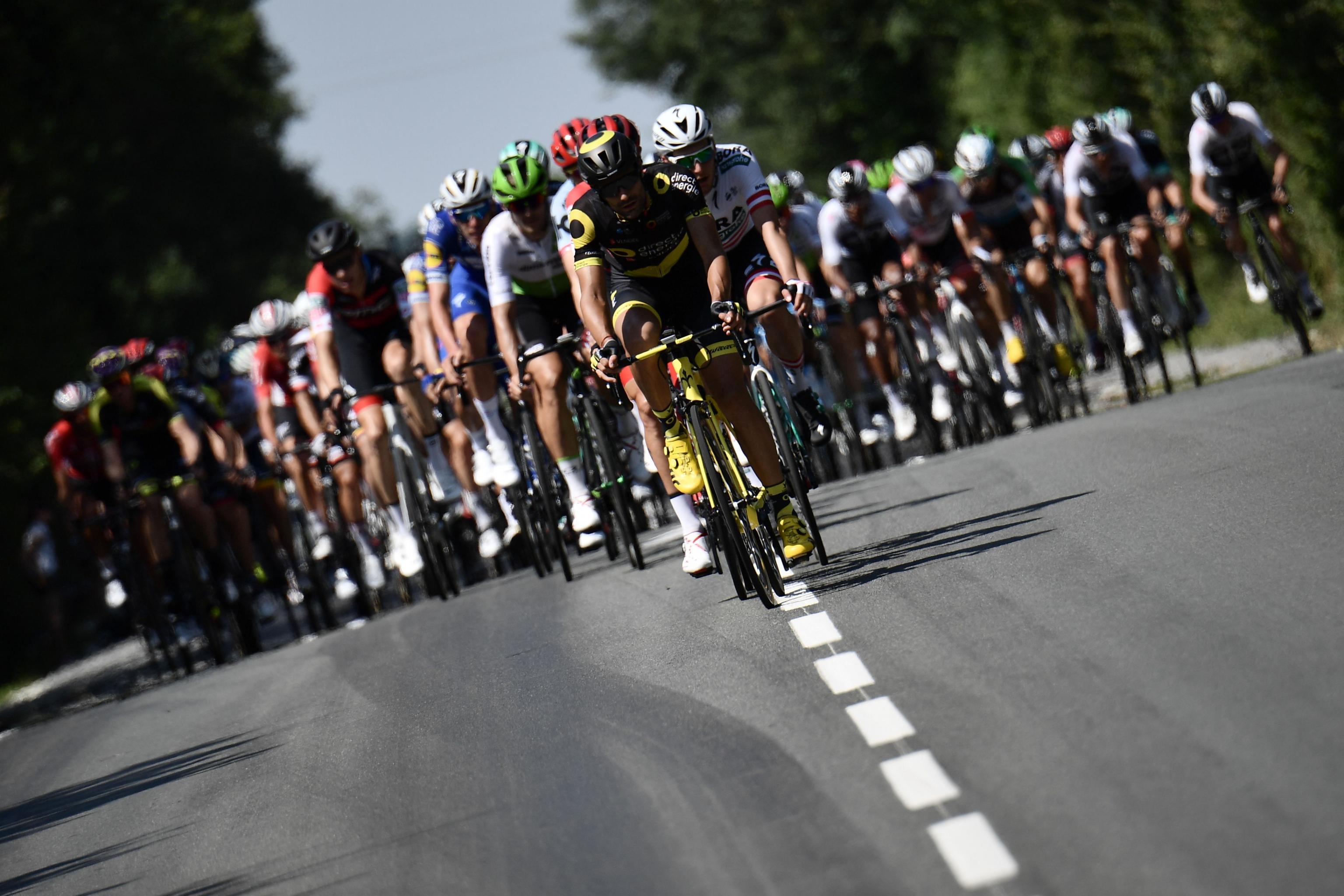 Tour De France 2018 Live Stream Schedule Tv Info Route For Monday S Stage 3 Bleacher Report Latest News Videos And Highlights