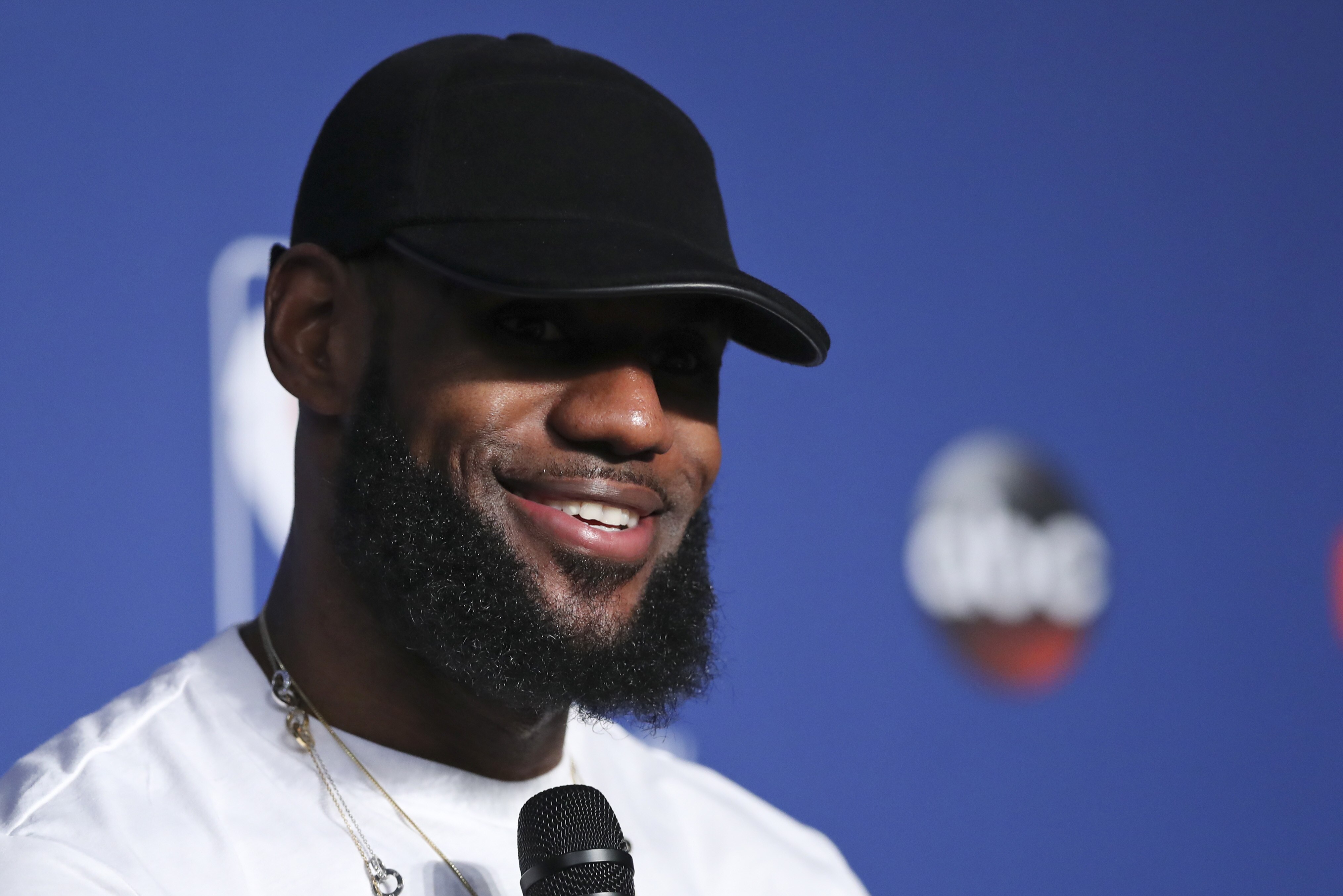 lebron james king hat