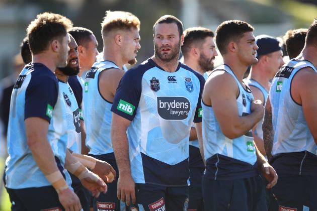 SYDNEY, AUSTRALIA - JULY 06: Boyd Cordner of the Blues talks to team mates during a New South Wales Blues State of Origin training session at Coogee Oval on July 6, 2018 in Sydney, Australia.  (Photo by Cameron Spencer/Getty Images)
