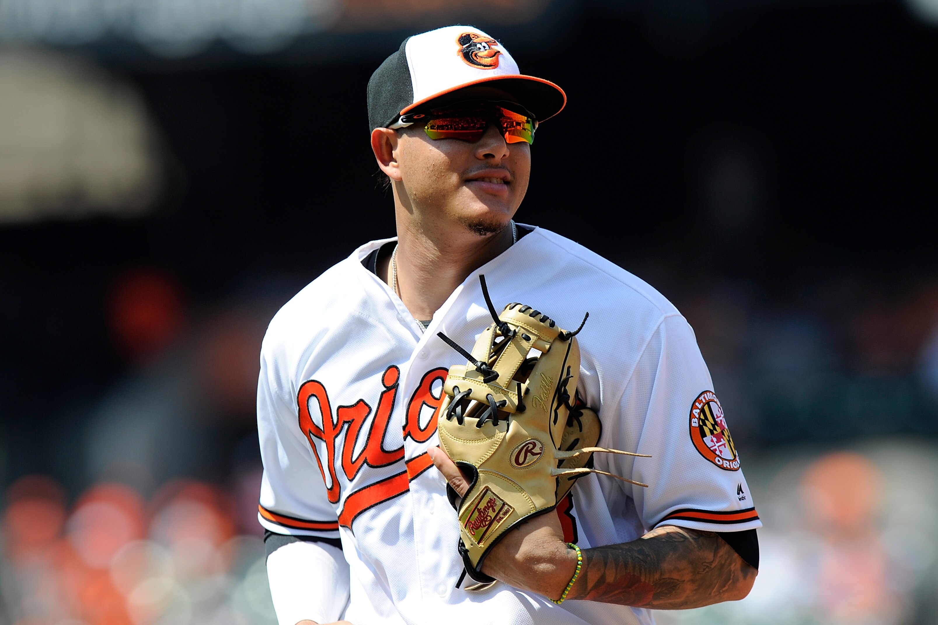 manny machado new glove