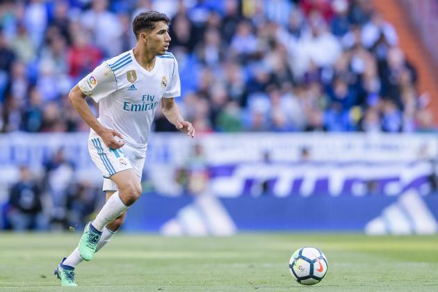 MADRID, SPAIN - APRIL 28: Achraf Hakimi of Real Madrid in action during the La Liga 2017-18 match between Real Madrid and CD Leganes at Estadio Santiago Bernabeu on April 28 2018 in Madrid, Spain. (Photo by Power Sport Images/Getty Images)
