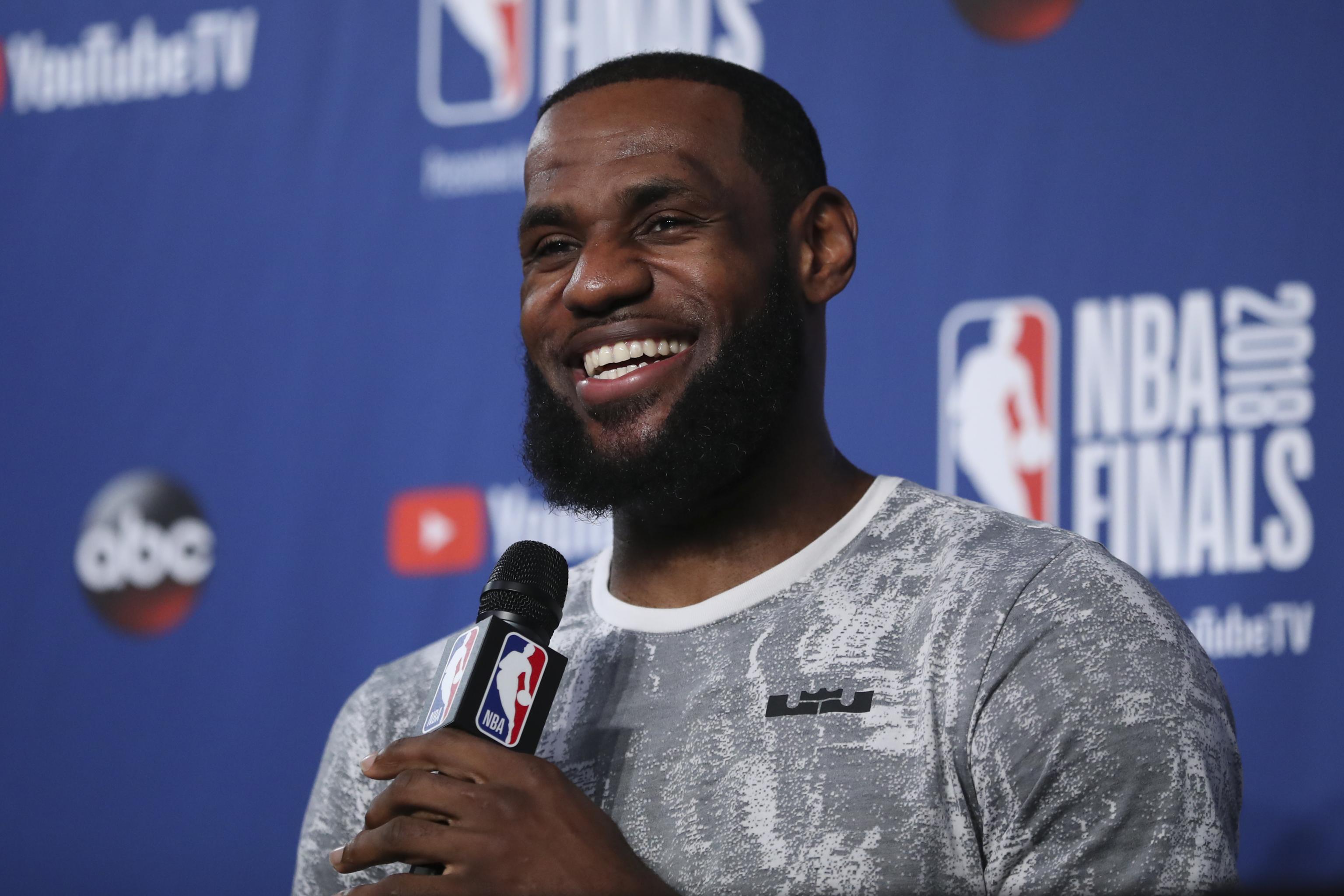 LeBron James to Produce Comedy Movie Sold to Paramount, Wants Lead ...