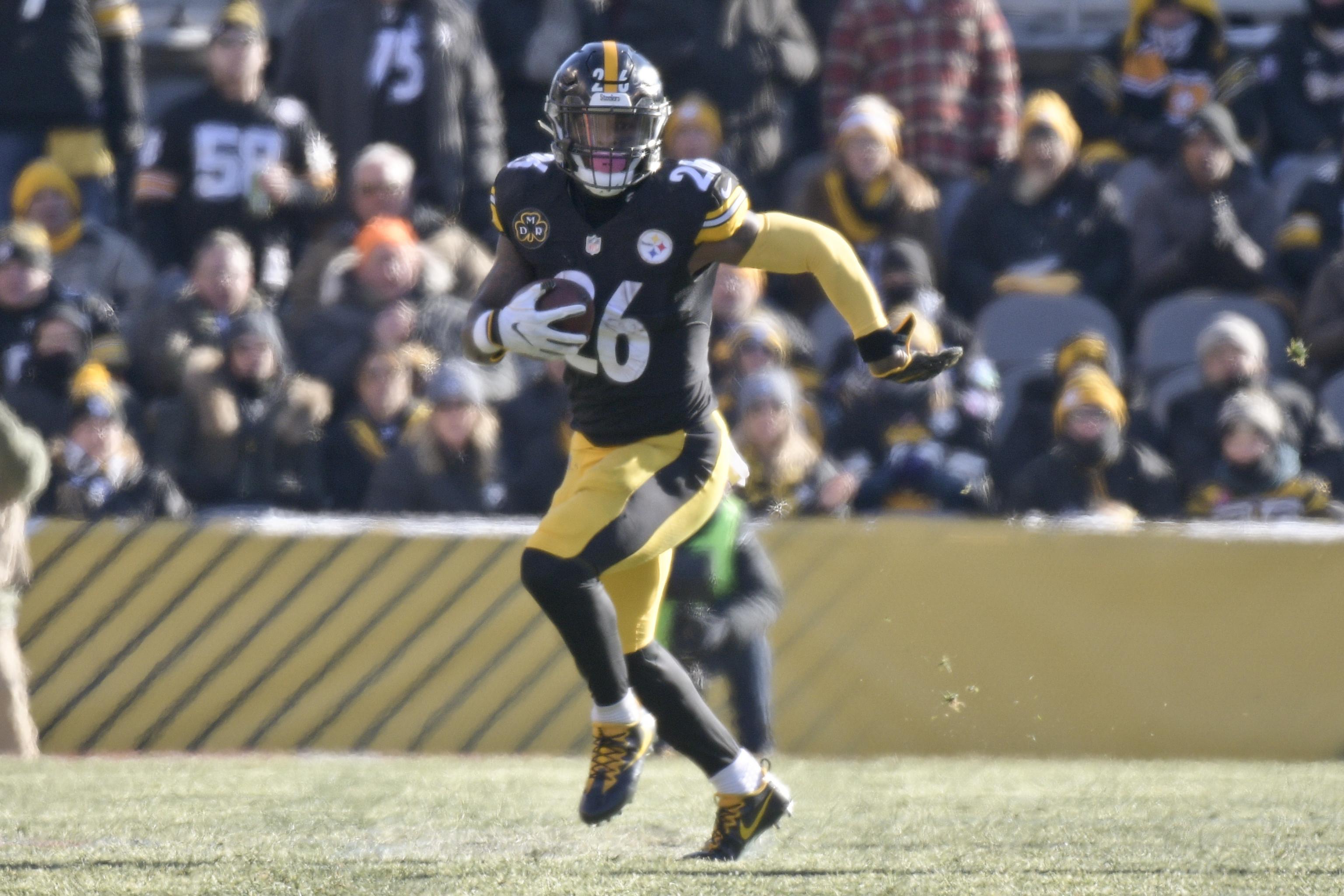 Le'Veon Bell's agent: Steelers wanted to pay position not the