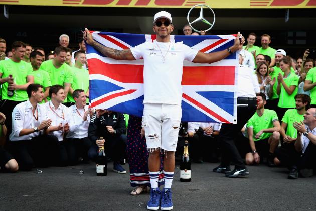 MEXICO CITY, MEXICO - OCTOBER 29:  Lewis Hamilton of Great Britain and Mercedes GP celebrates after winning his fourth F1 World Drivers Championship after the Formula One Grand Prix of Mexico at Autodromo Hermanos Rodriguez on October 29, 2017 in Mexico City, Mexico.  (Photo by Clive Mason/Getty Images)