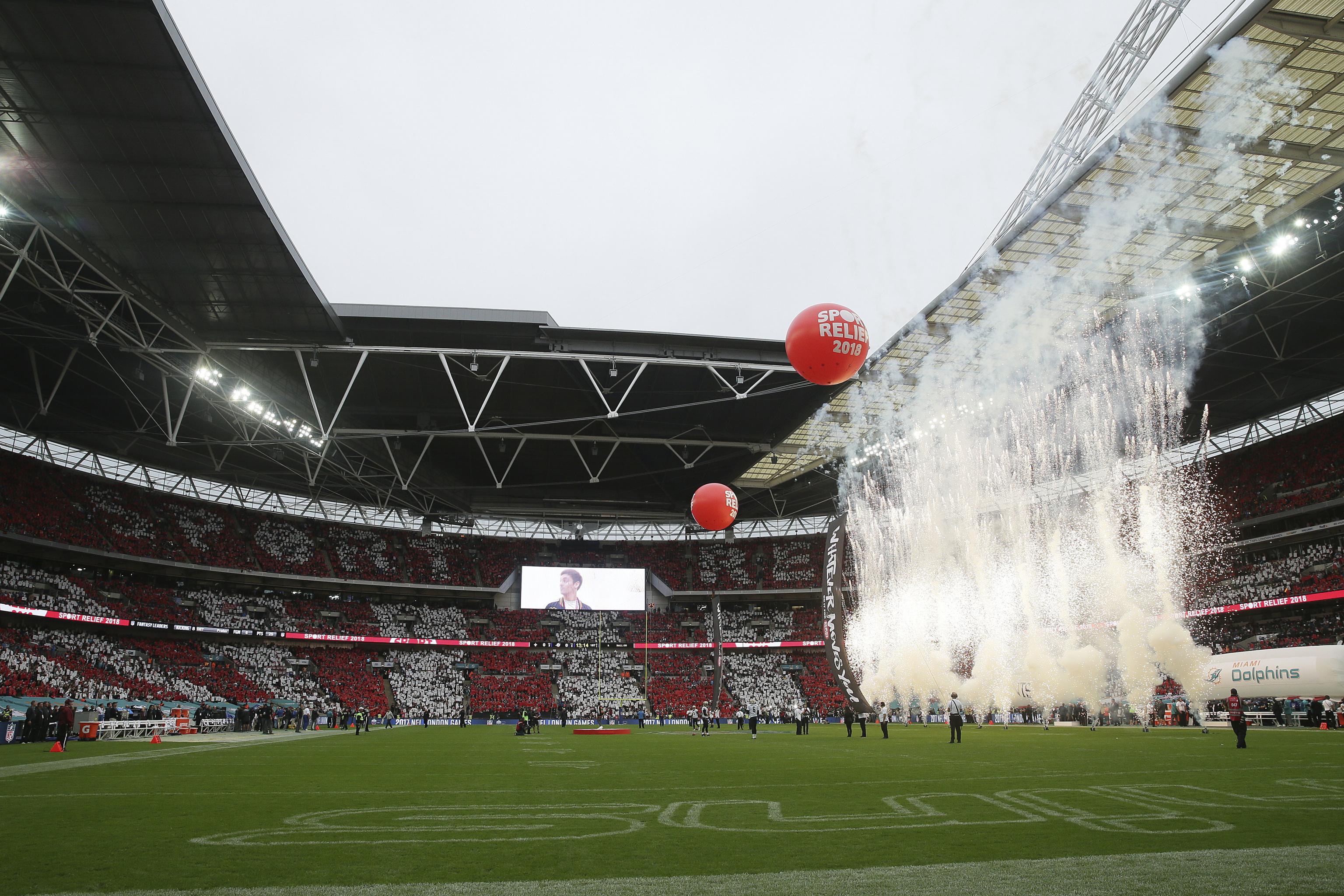 New Tottenham Hotspur Stadium dazzles for its first NFL game as Oakland  Raiders snatch win - Mirror Online