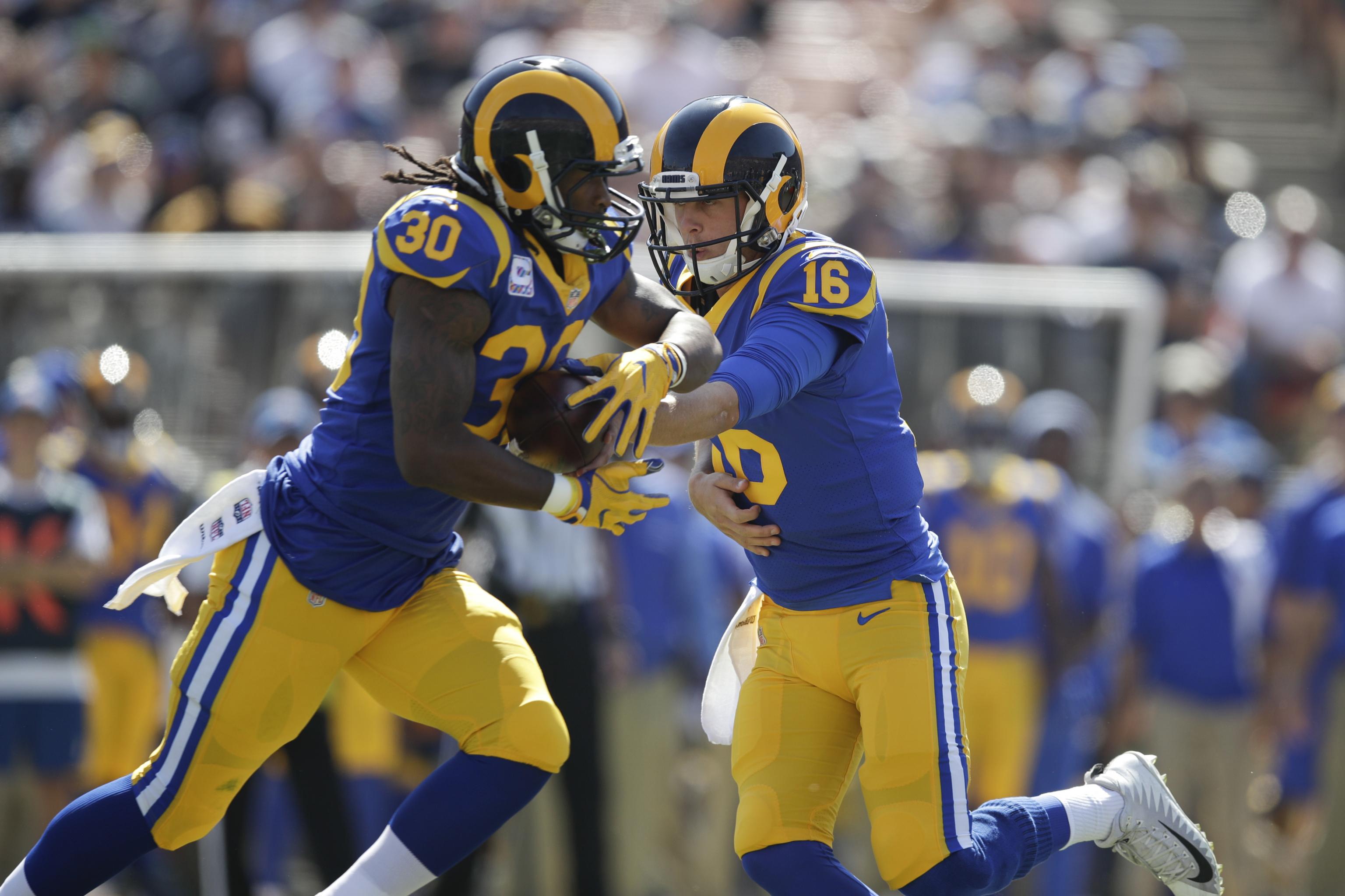 Rams Announce They Will Wear Throwback Uniforms in 5 Games in