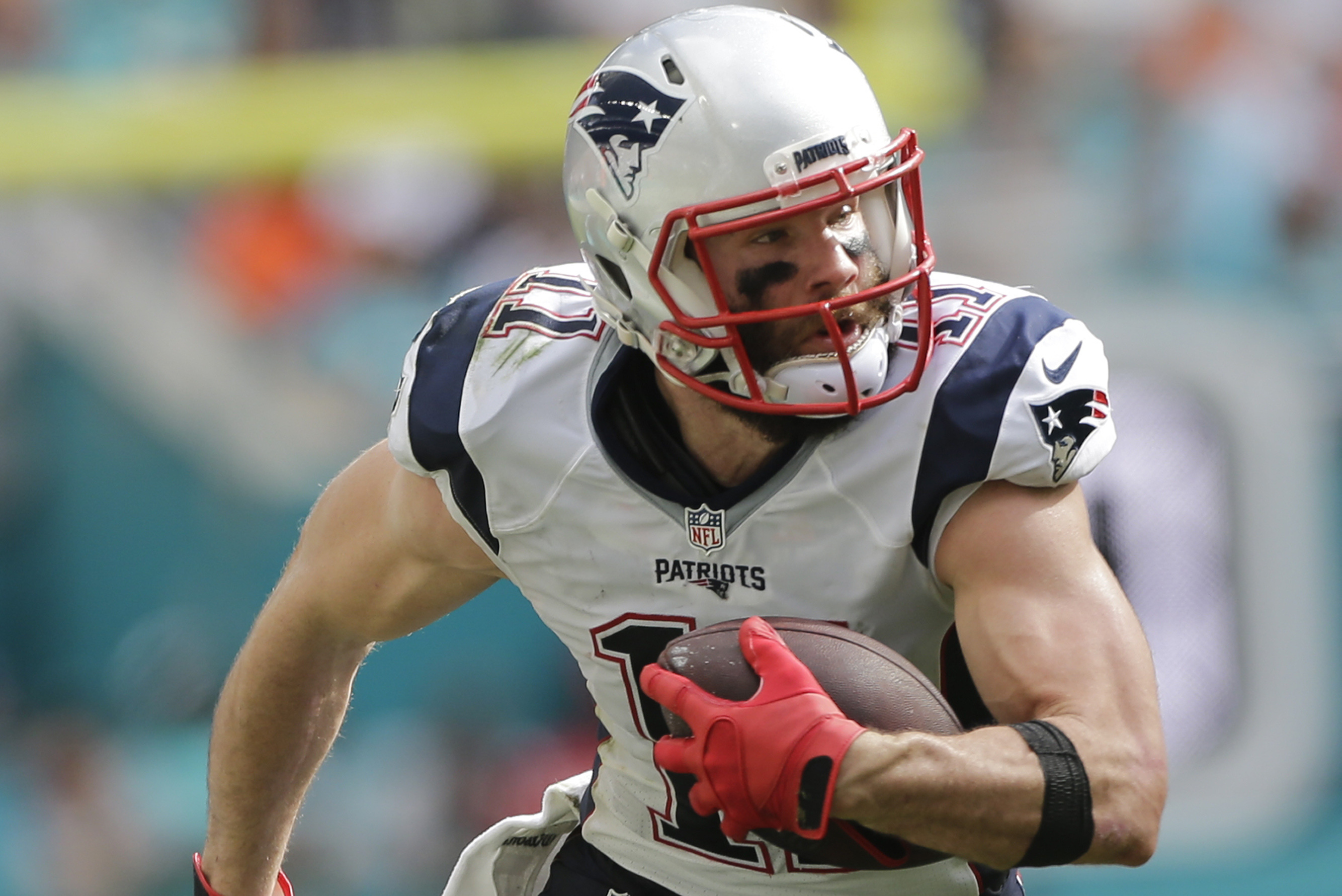 Patriots WR Julian Edelman faces four-game suspension