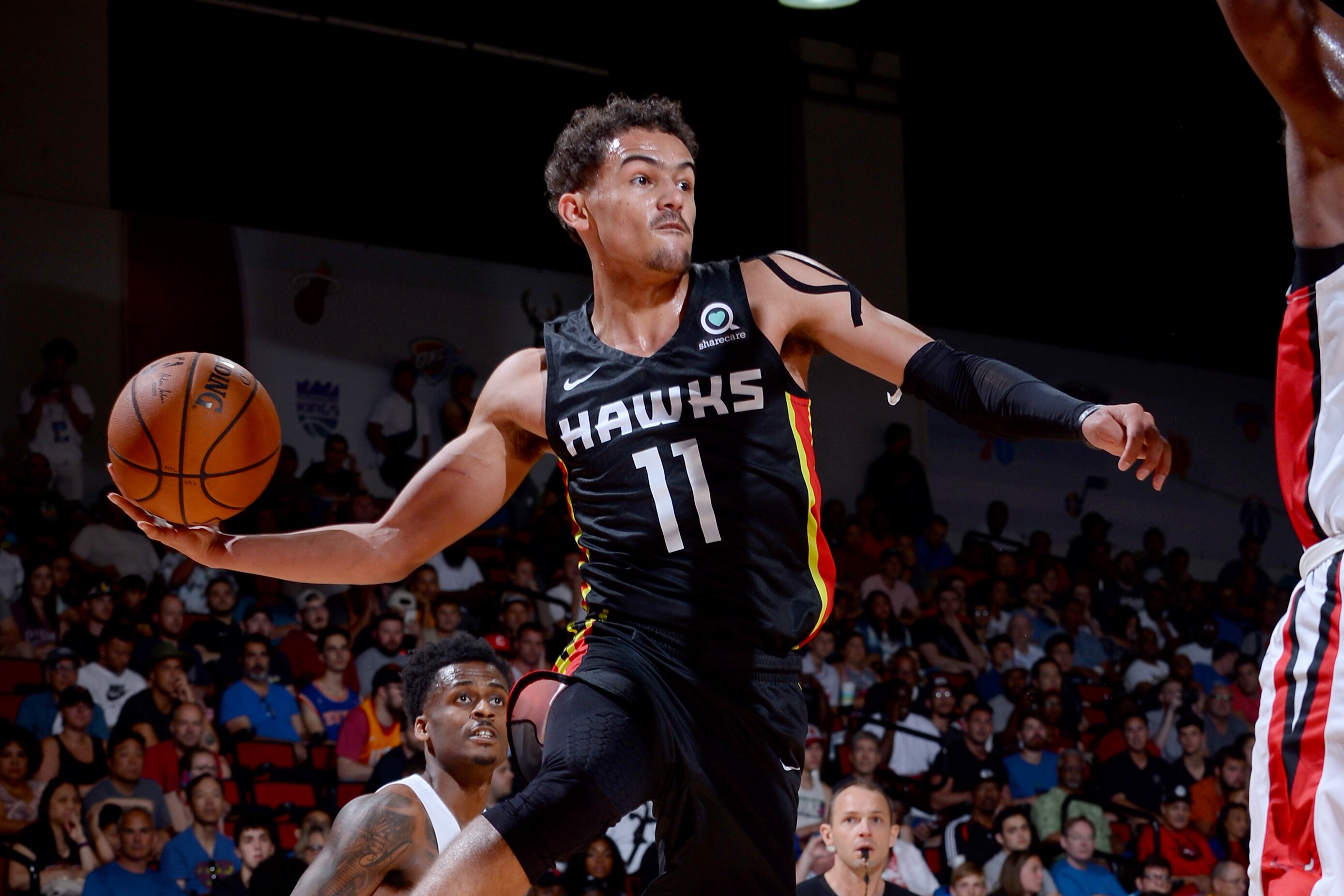 black trae young jersey