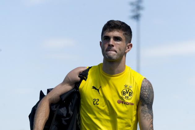 DORTMUND, GERMANY - JULY 30: Christian Pulisic of Borussia Dortmund looks on during the Borussia Dortmund Training Session on July 30, 2018 in Dortmund, Germany. (Photo by TF-Images/Getty Images)