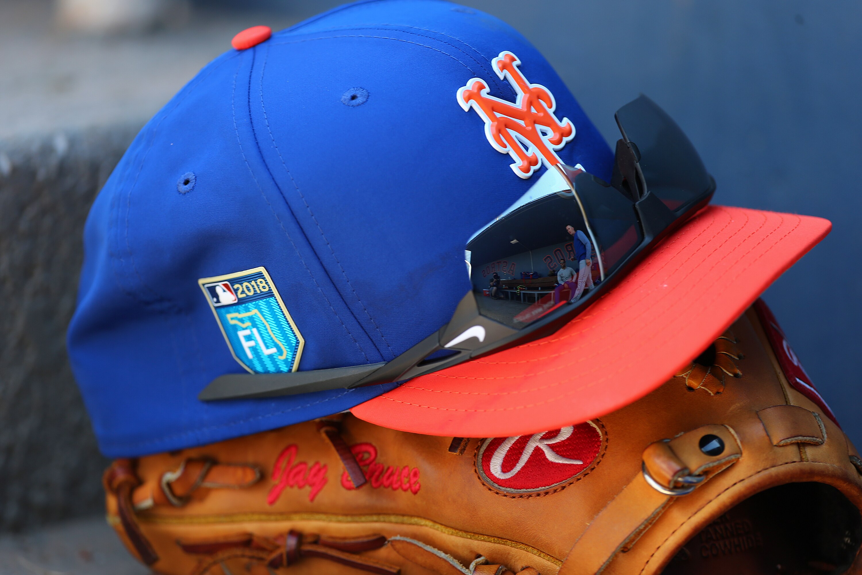 Mets Fans Offered Free Therapy by 