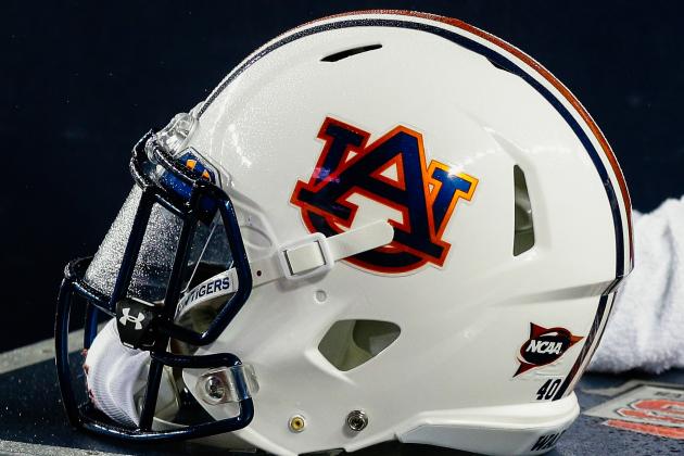 COLLEGE STATION, TX - NOVEMBER 07:  Auburn Tigers helmet sits on the bench at Kyle Field on November 7, 2015 in College Station, Texas.  (Photo by Bob Levey/Getty Images)