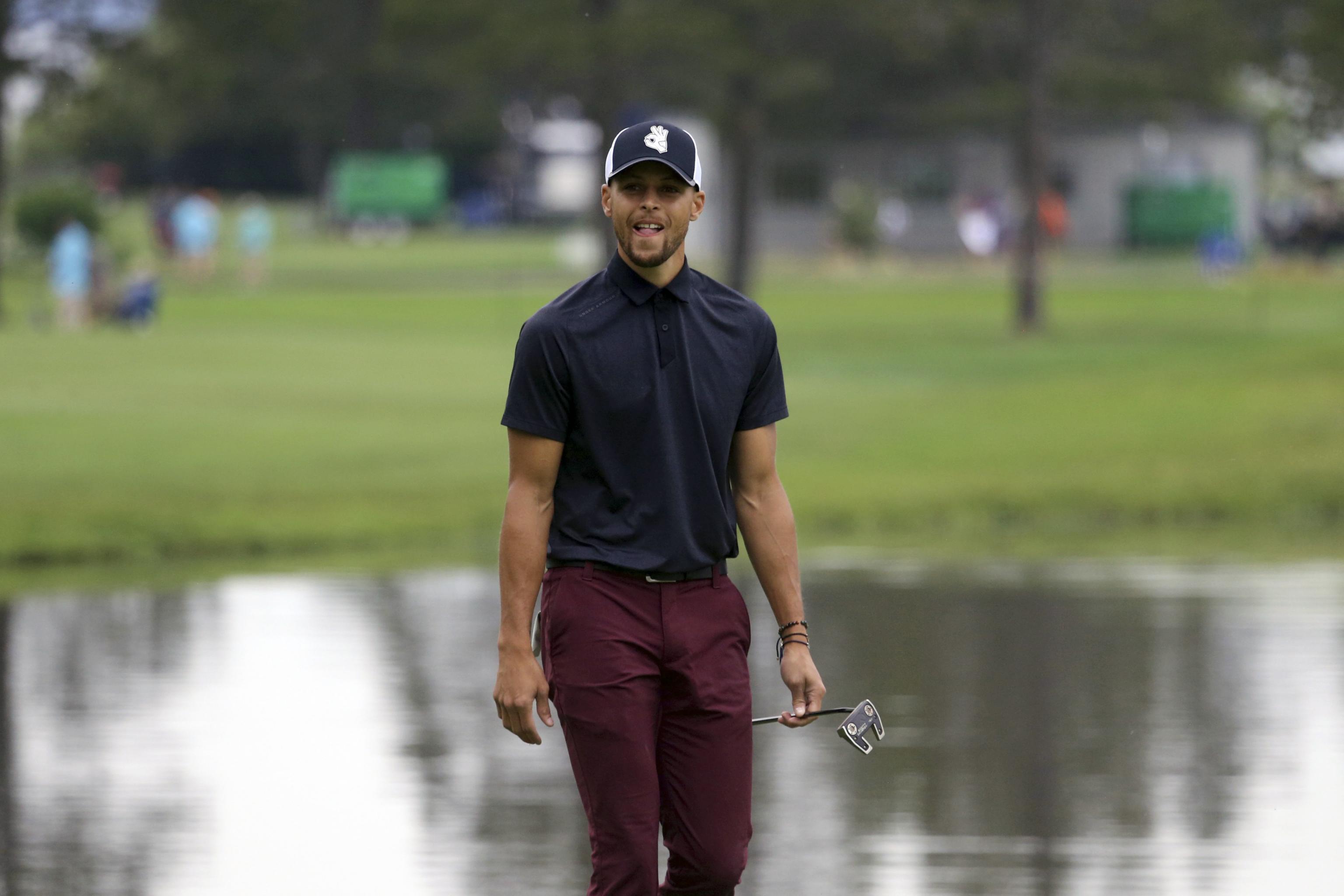 Steph Curry impresses with one-over 71 in professional tournament