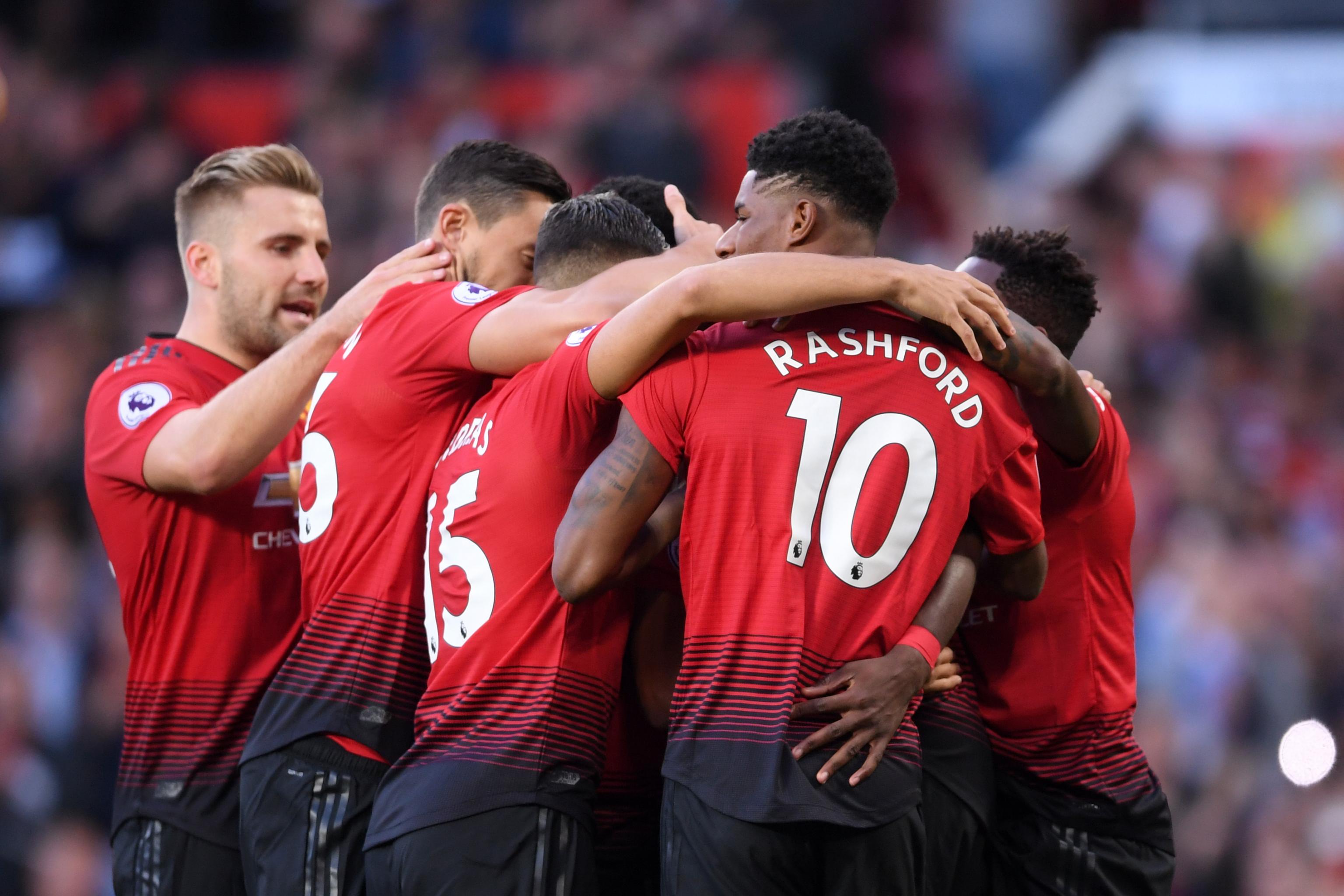 Manchester United on X: Into 🔟 minutes of stoppage time ⏱️ #MUFC