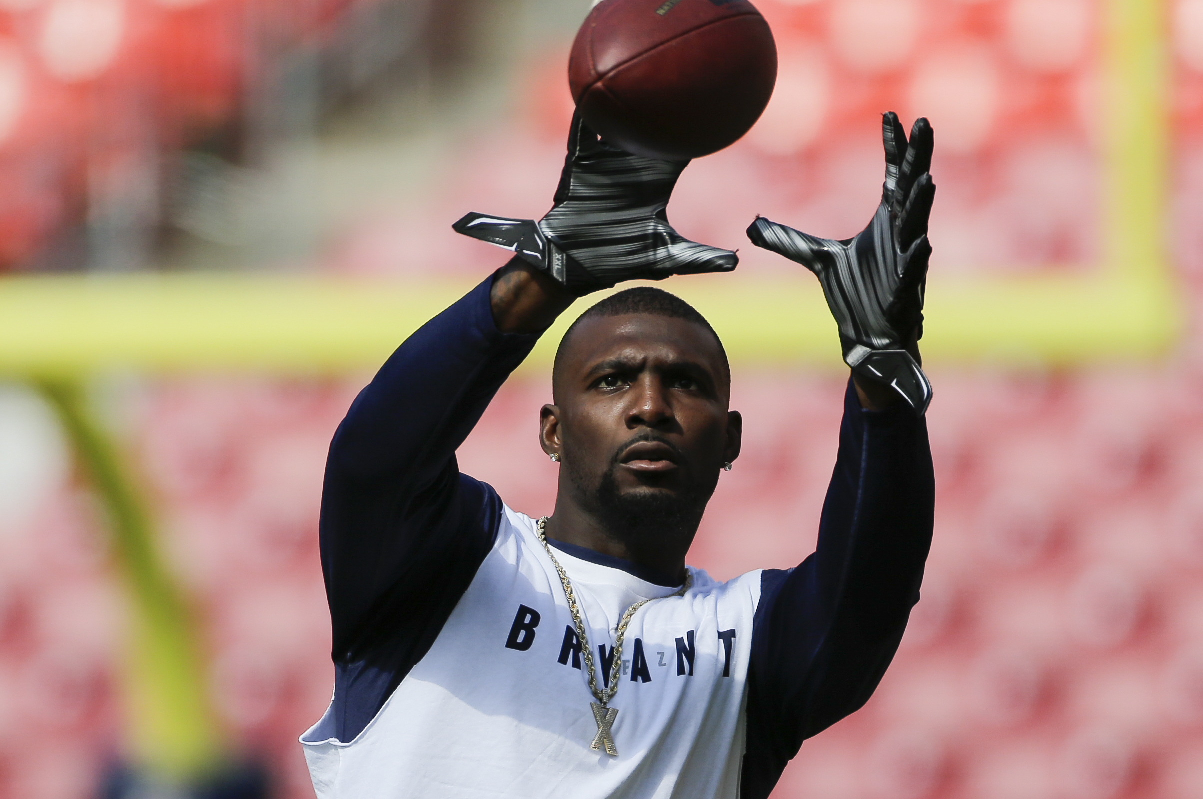 Is Dez Bryant a personality the Cleveland Browns should even want to deal  with?