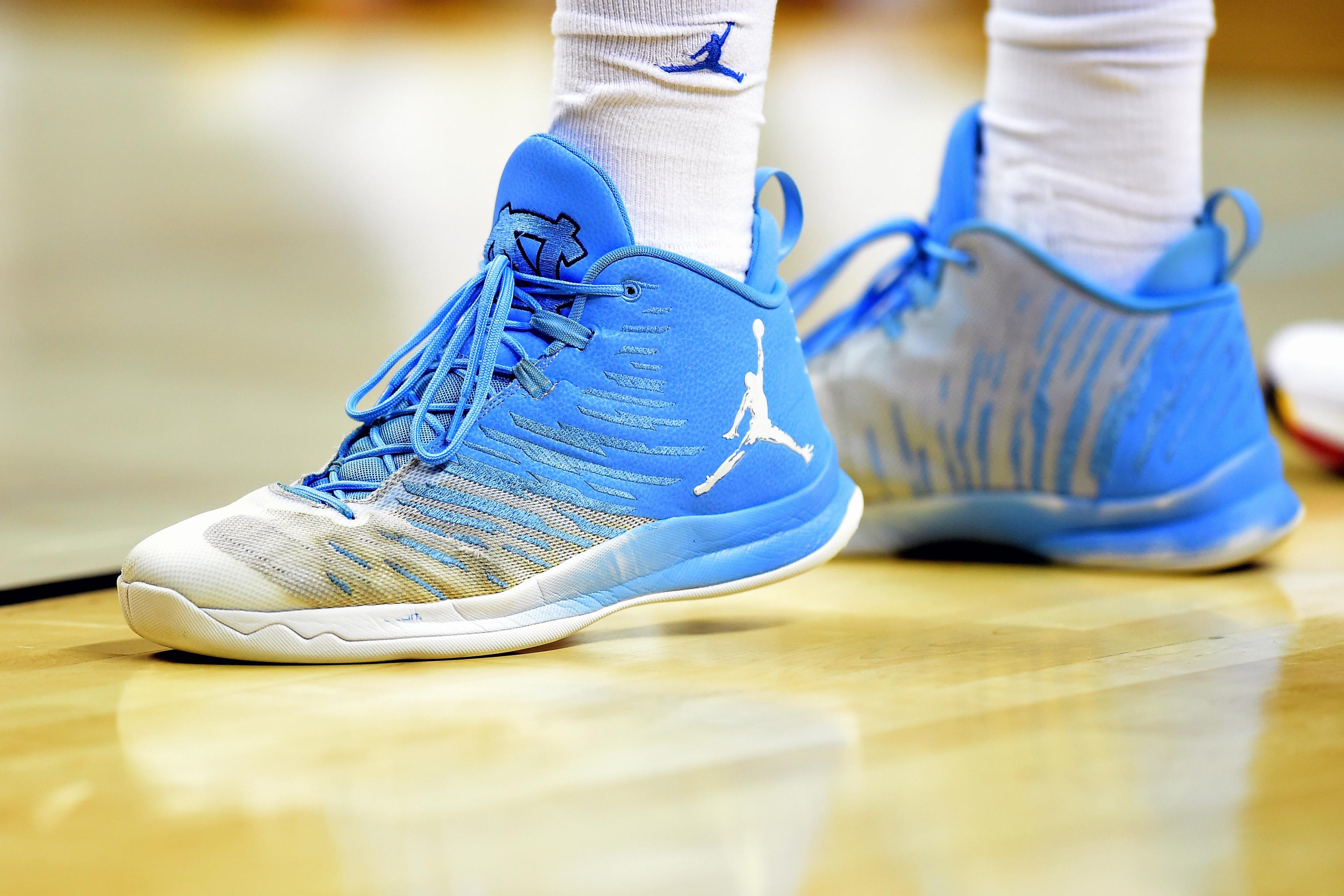 UNC Basketball Team Gets Exclusive Air Jordan 13s