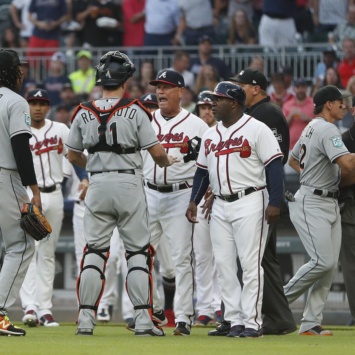 Ronald Acuña Jr. leaves game after hurting abs on bases