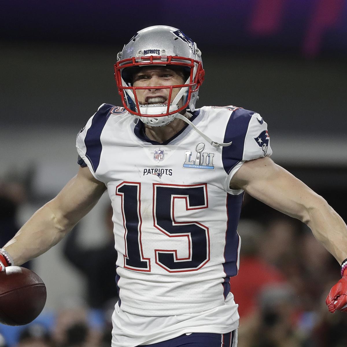 New England Patriots Rumors: Chris Hogan reunion could be valuable