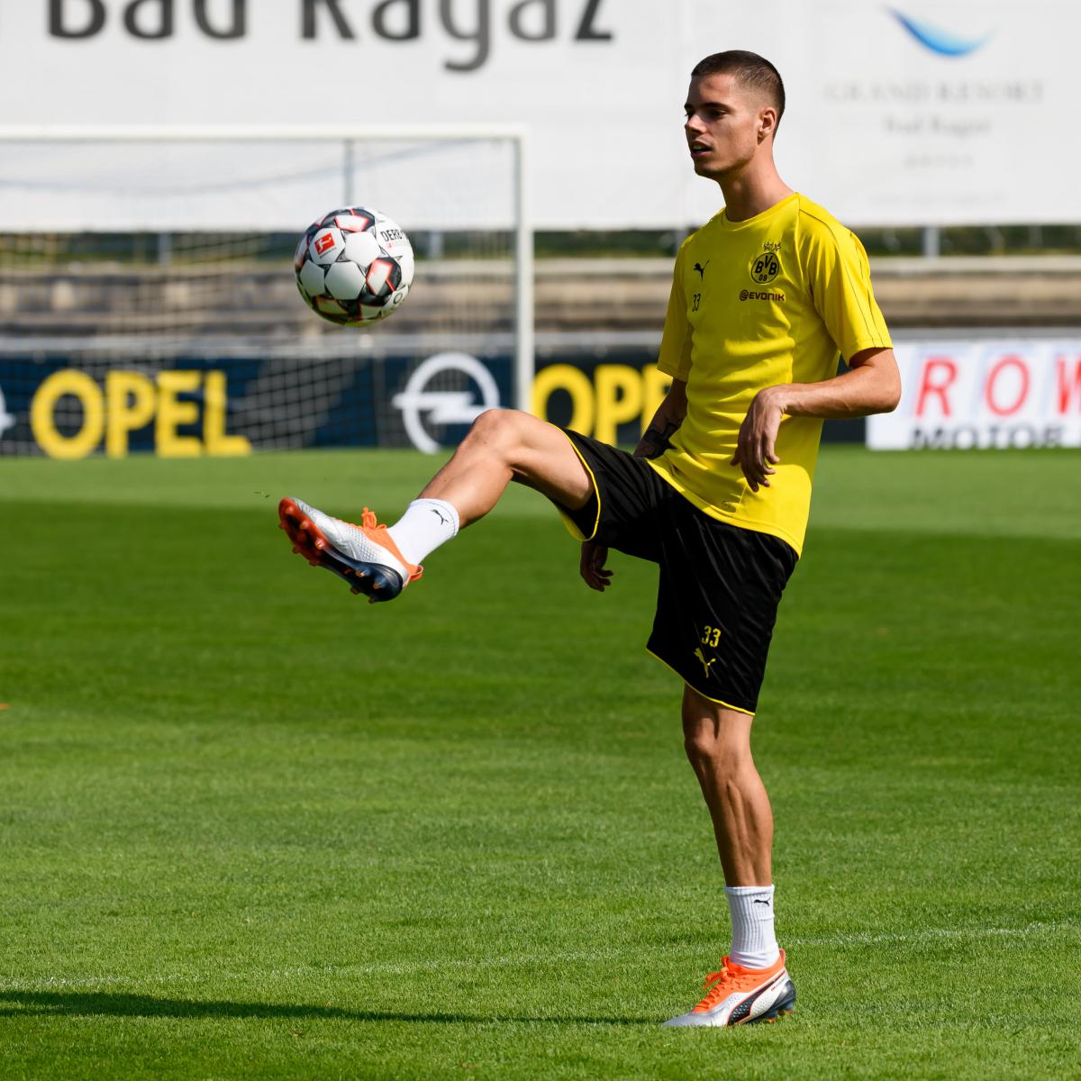 PSG Transfer News: Dortmund Reportedly Set €75 Million ...