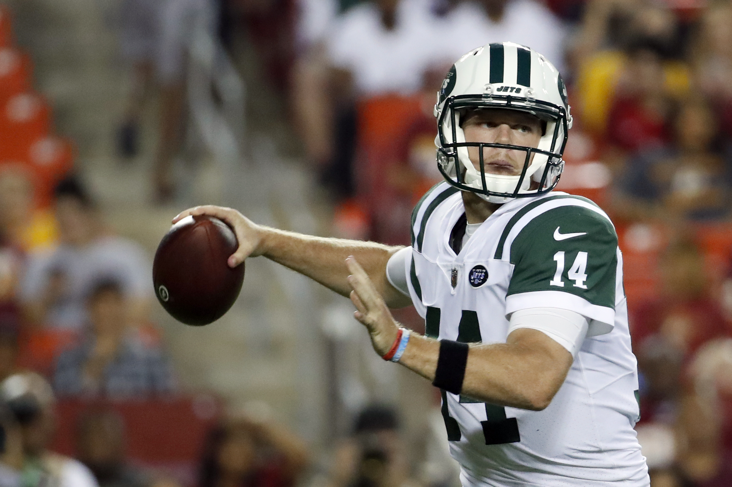 NY Jets: Bleacher Report predicts 'slight uptick' for Sam Darnold in 2020