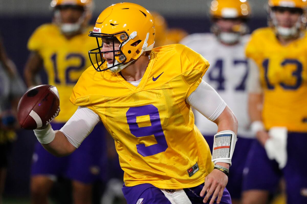 Report Ohio State Transfer Joe Burrow Named LSU Starting QB over Myles