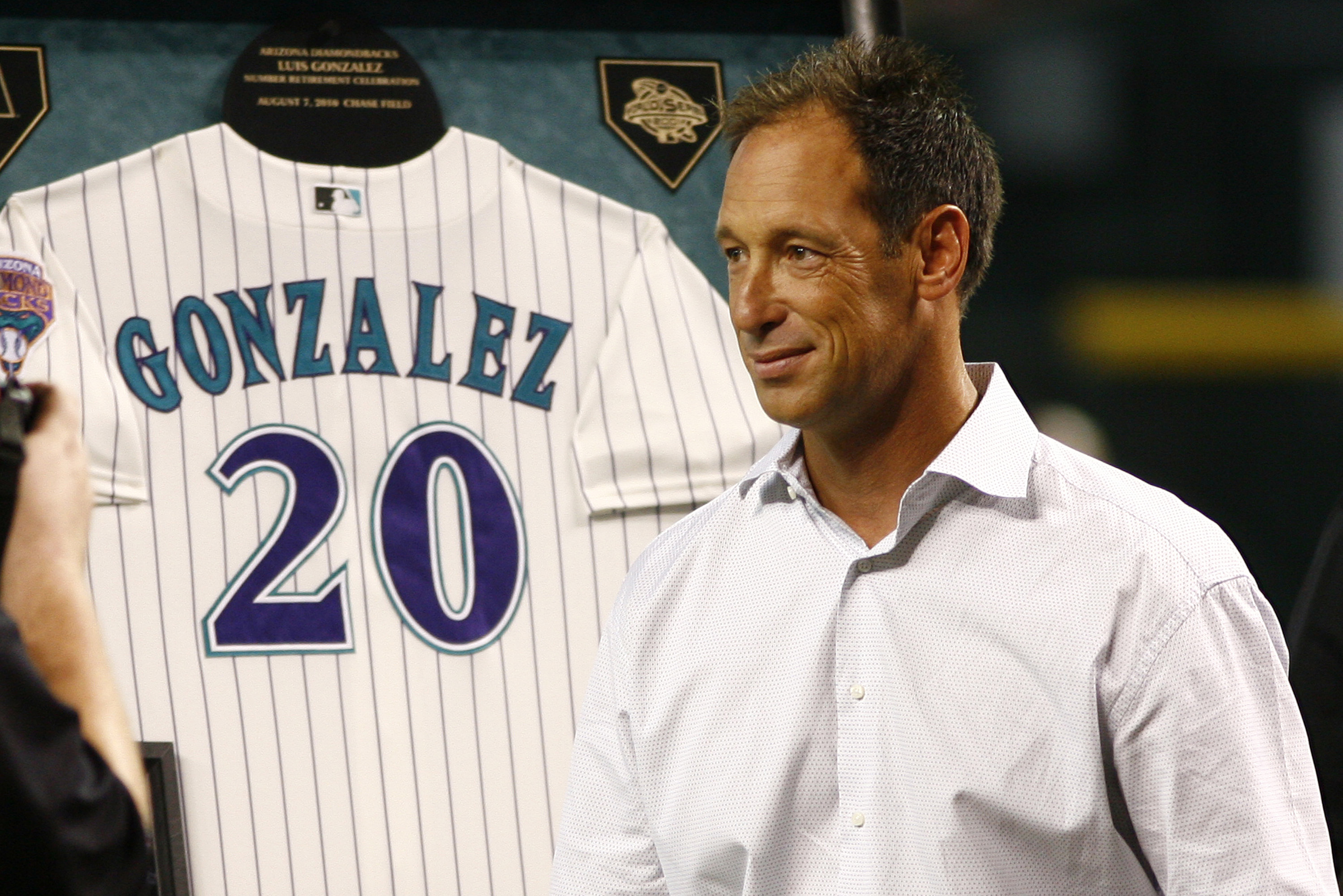 Luis Gonzalez can empathize with what Shane Doan went through