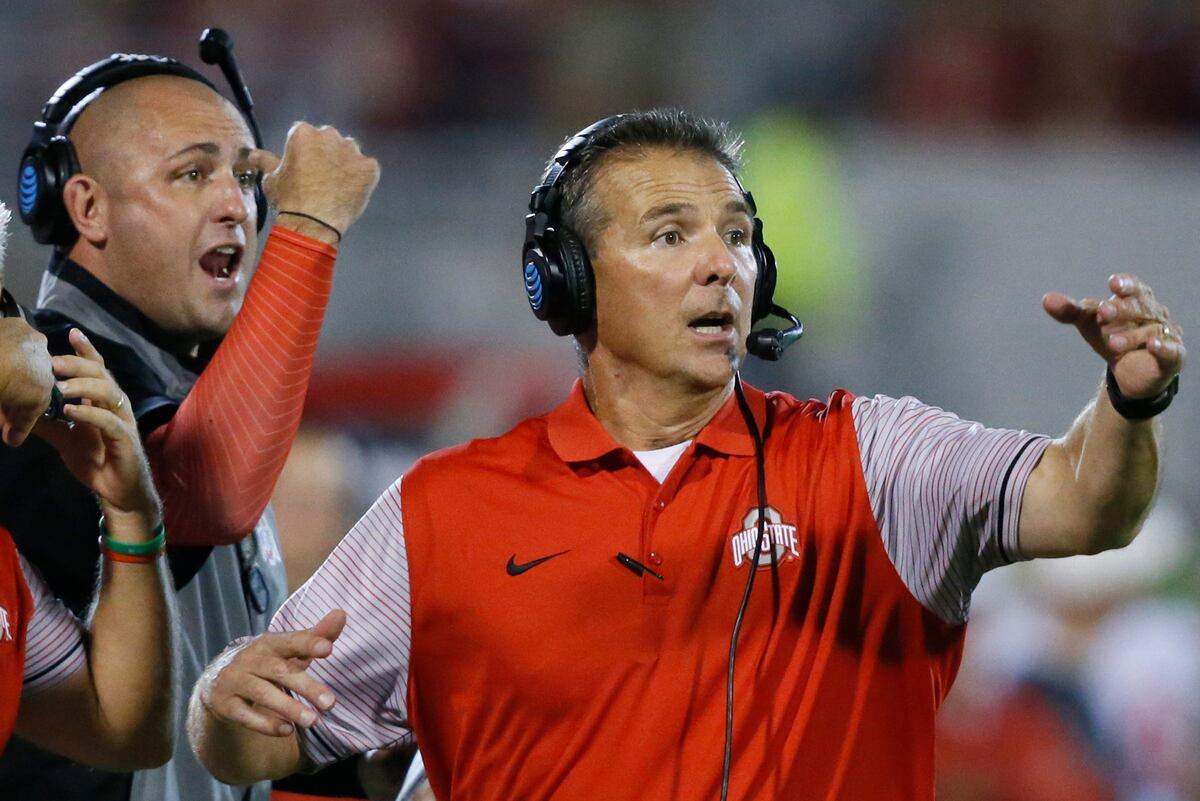 Ex-Ohio State Coach Zach Smith Rips Media, Defends Urban Meyer in