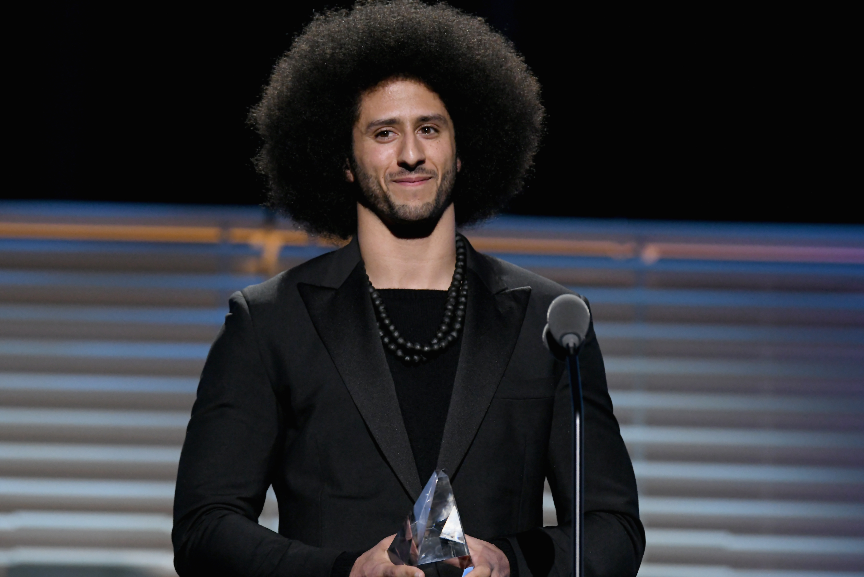 Creyente sarcoma Playa Colin Kaepernick Named Face of Nike's 30th Anniversary of 'Just Do It'  Campaign | News, Scores, Highlights, Stats, and Rumors | Bleacher Report