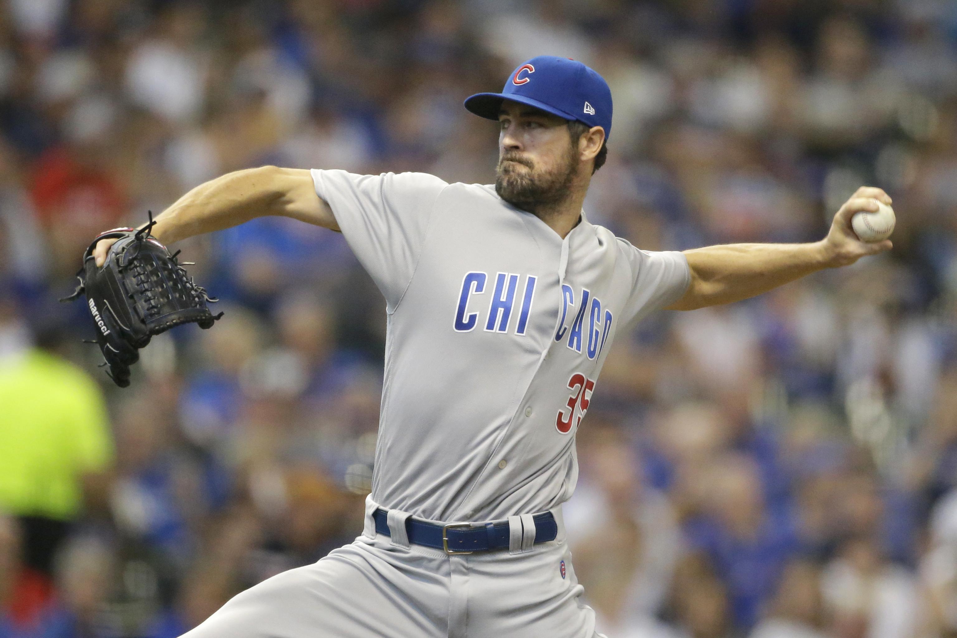 Cole Hamels not impressed with Milwaukee turnout in Brewers-Cubs