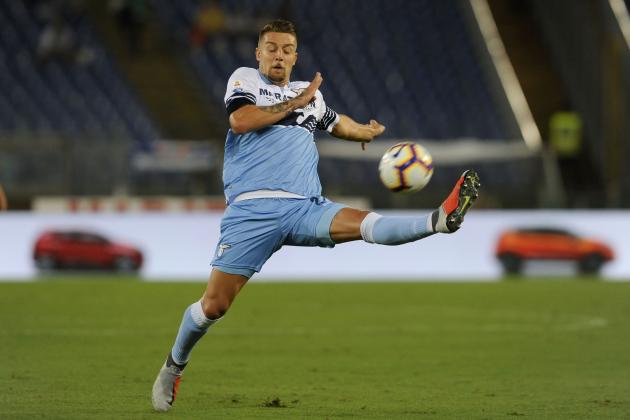 ROME, ITALY - SEPTEMBER 02: Sergej Milinkovic Savic of SS Lazio during the serie A match between SS Lazio and Frosinone Calcio at Stadio Olimpico on September 2, 2018 in Rome, Italy. (Photo by Marco Rosi/Getty Images)
