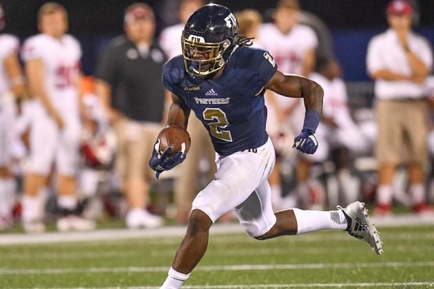 MIAMI, FL - SEPTEMBER 01: Anthony Jones #2 of the FIU Golden Panthers in action during the game against the Indiana Hoosiers at Ricardo Silva Stadium on September 1, 2018 in Miami, Florida. (Photo by Mark Brown/Getty Images)
