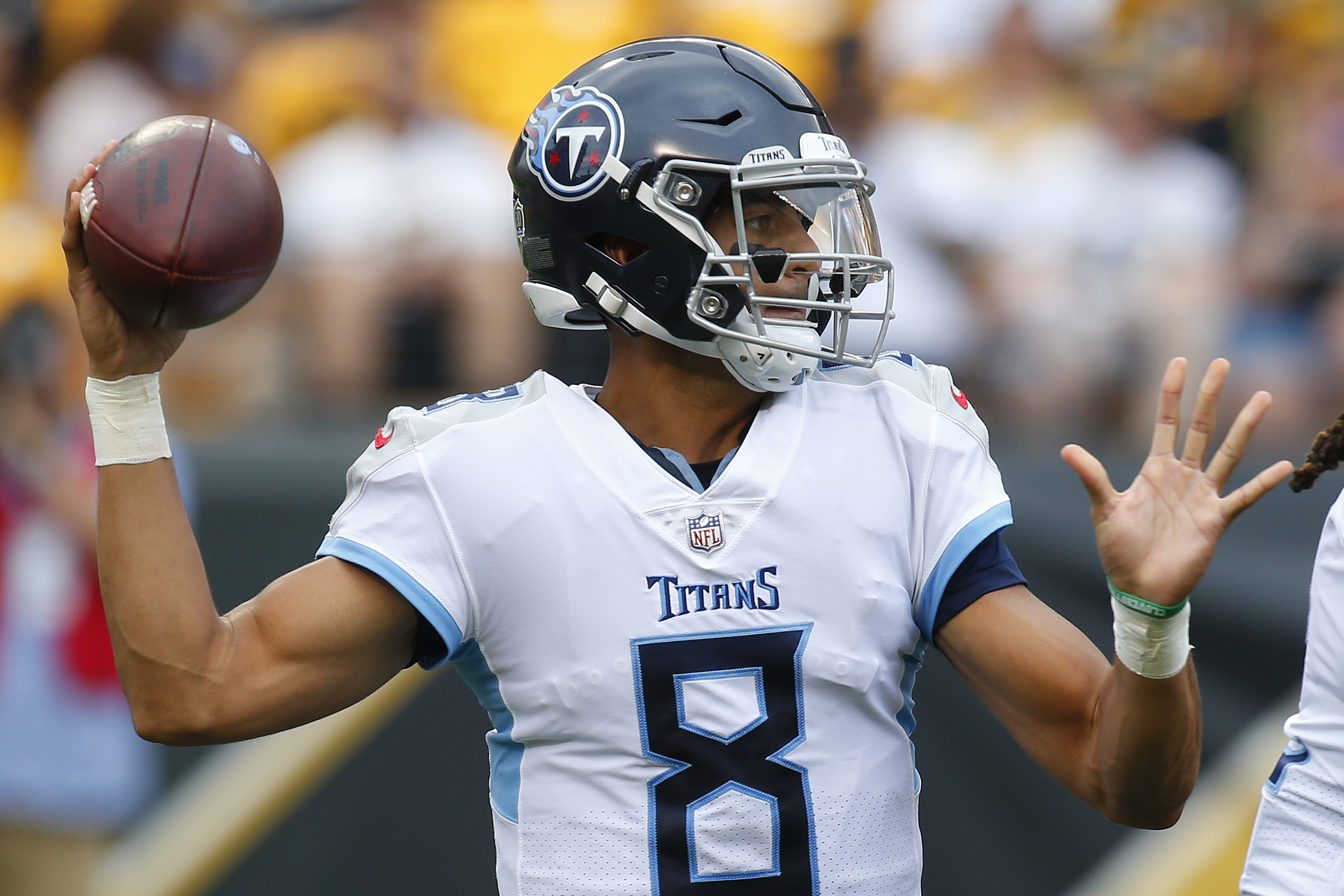 Titans list QB Marcus Mariota as questionable against Colts