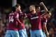LIVERPOOL, ENGLAND - SEPTEMBER 16: Andriy Yarmolenko of West Ham United celebrates with teammates after scoring his team's second goal during the Premier League match between Everton FC and West Ham United at Goodison Park on September 16, 2018 in Liverpool, United Kingdom. (Photo by Stu Forster/Getty Images)