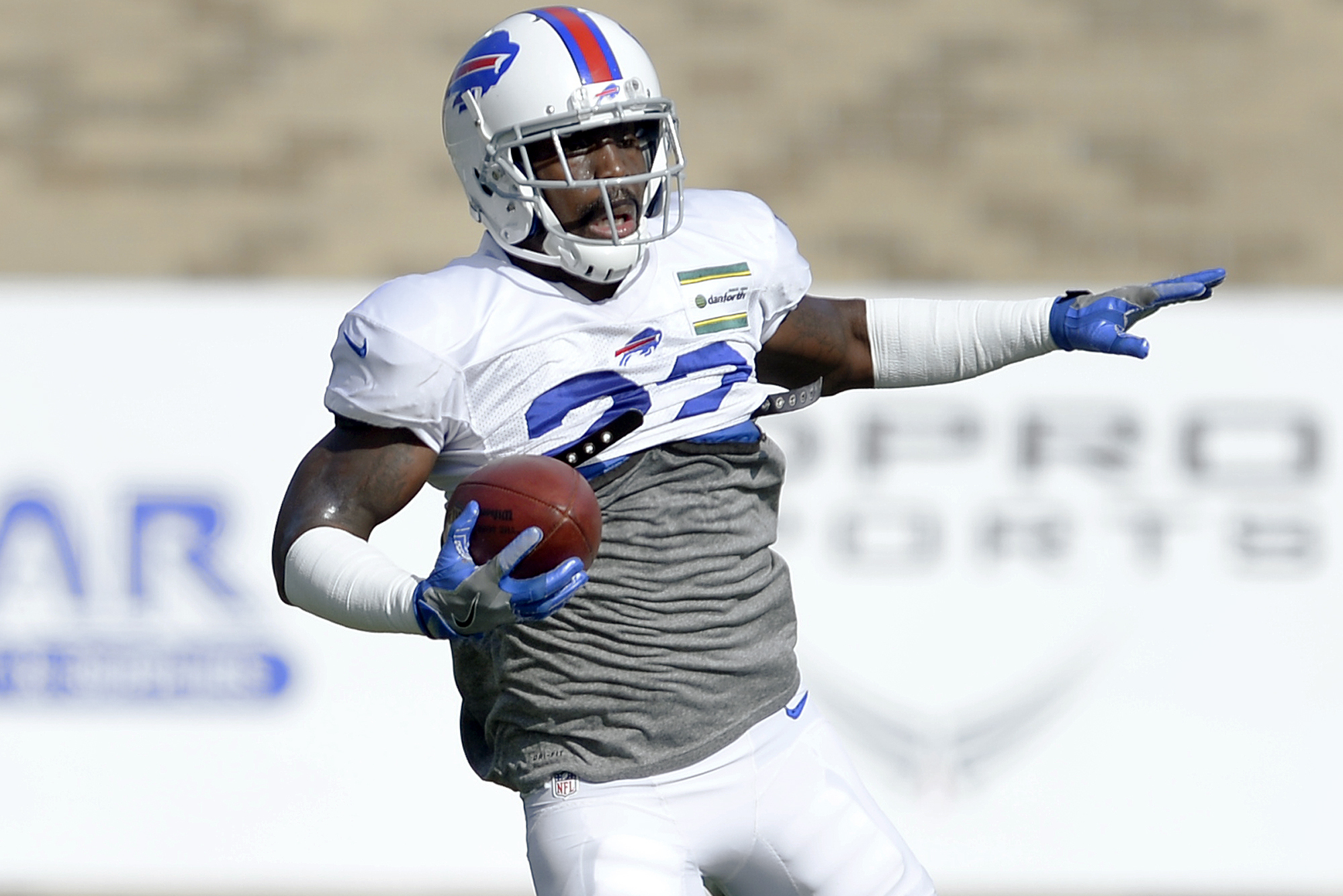 Buffalo Bills CB Vontae Davis abruptly retires from football at