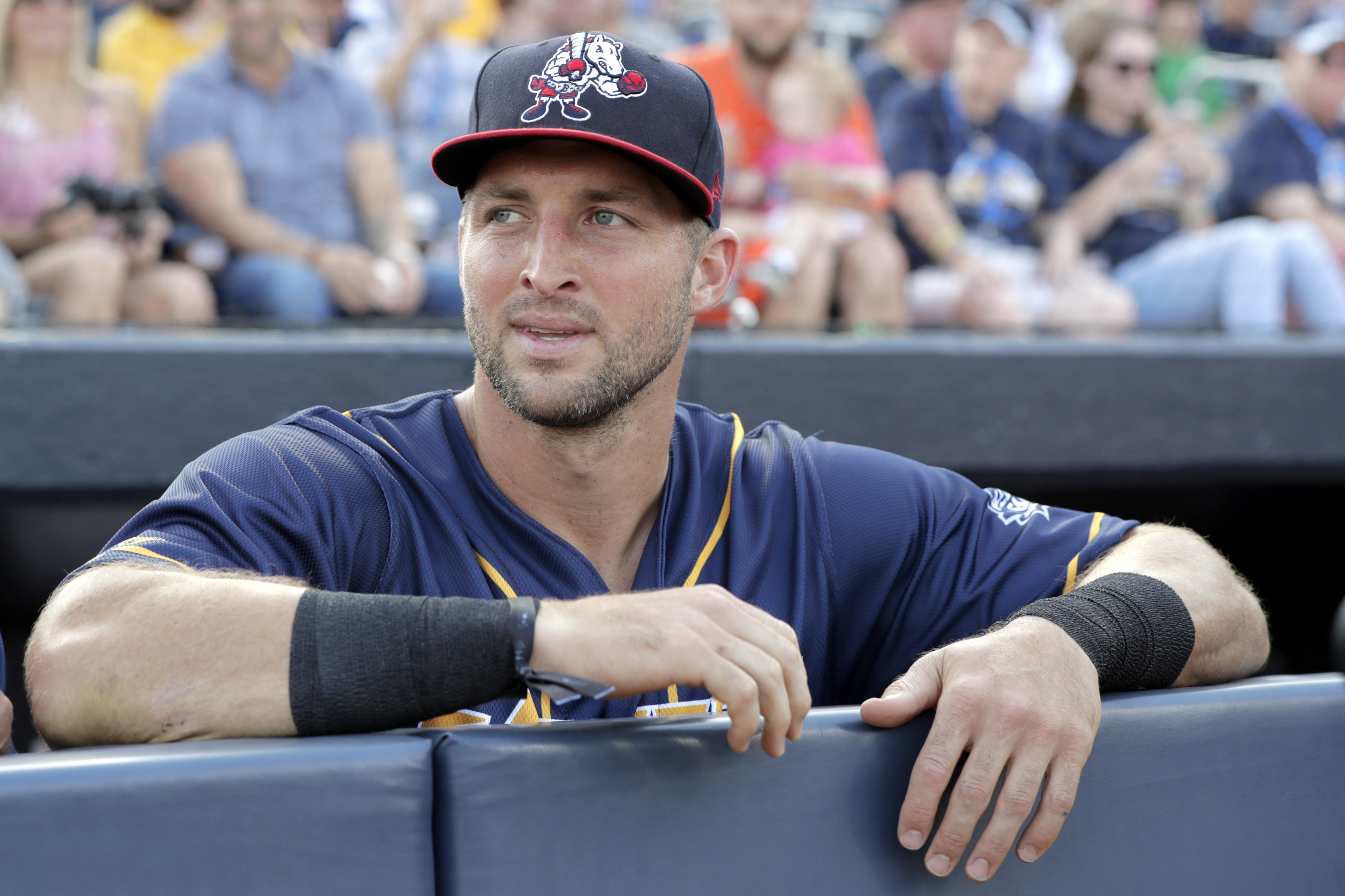 MLB - Tim Tebow will reportedly return to the New York