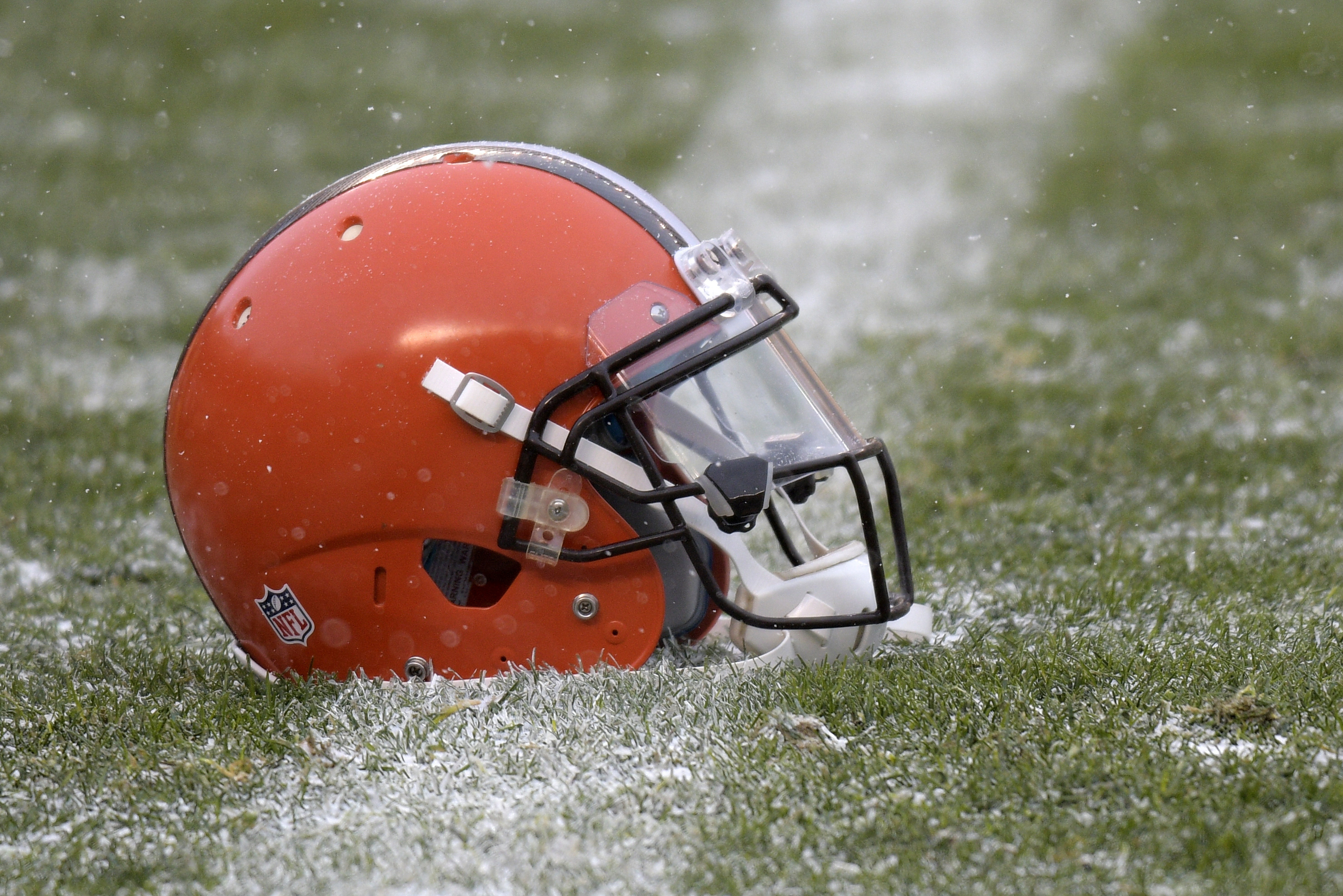 Cleveland Browns - NFL NCAA Sideline