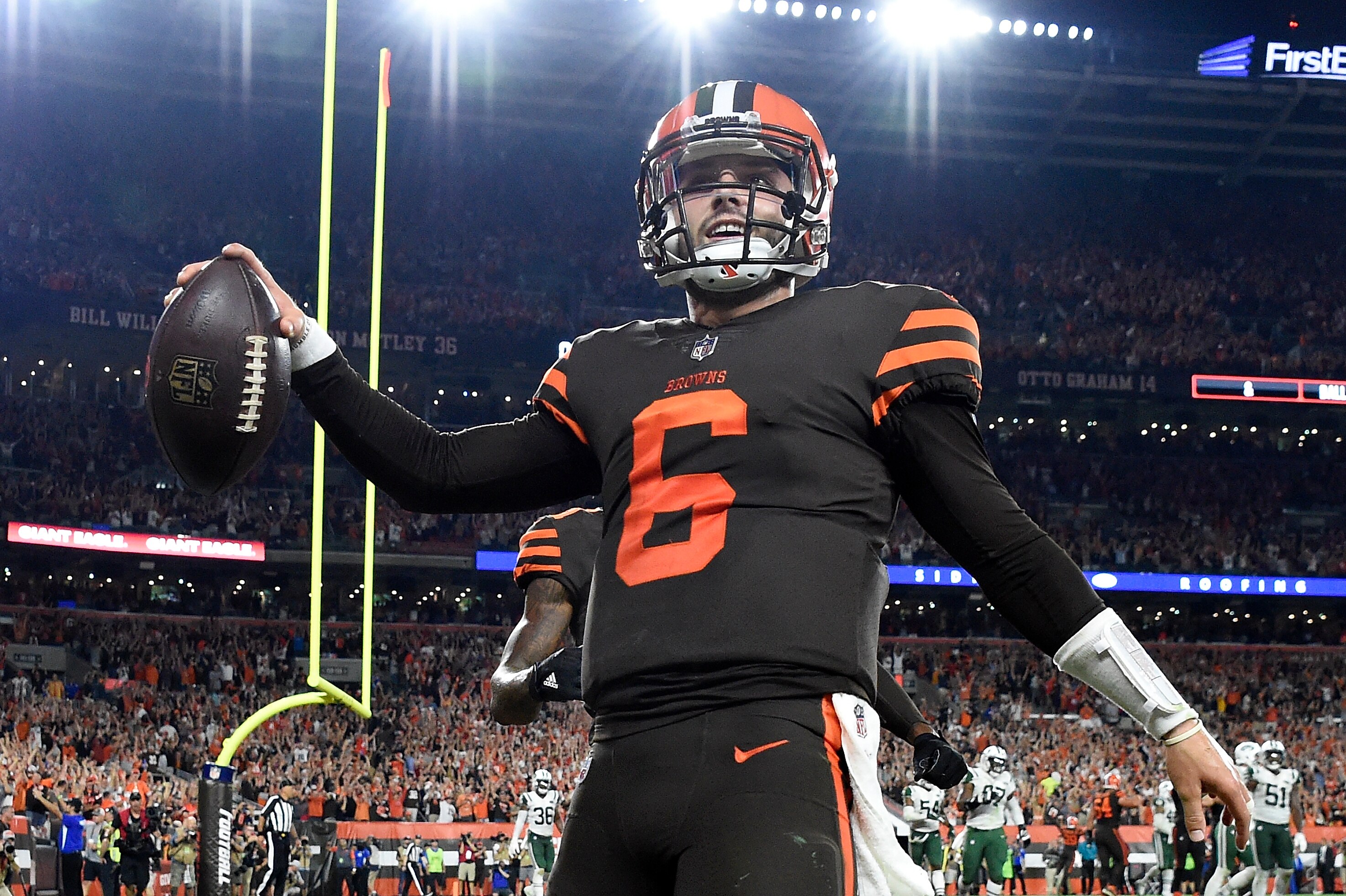 CLEVELAND, OH - SEPTEMBER 20:  Baker Mayfield #6 of the Cleveland Browns celebrates after making a catch on a two-point conversion attempt during the third quarter against the New York Jets at FirstEnergy Stadium on September 20, 2018 in Cleveland, Ohio. (Photo by Jason Miller/Getty Images)
