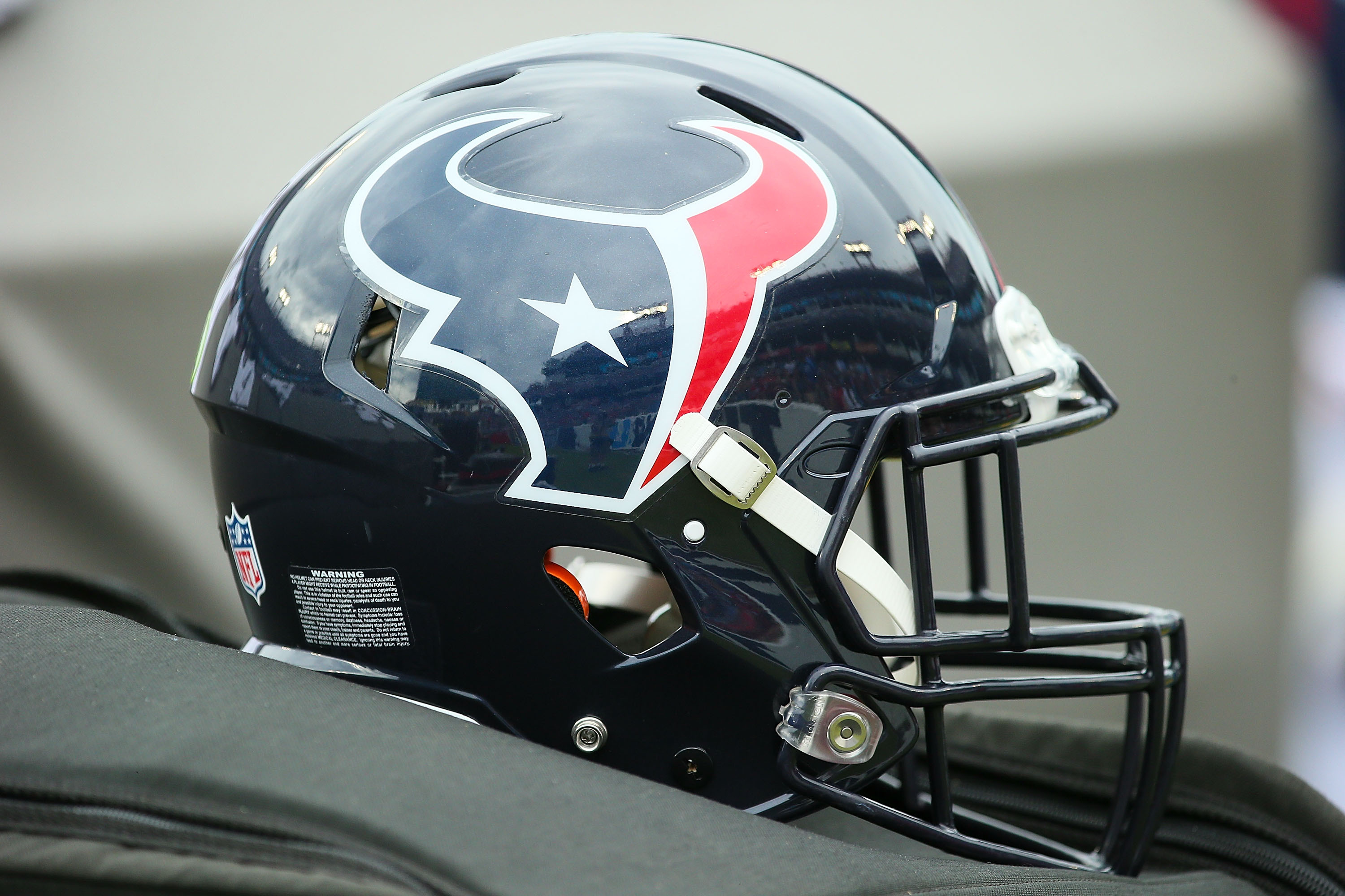 Texans doing everything possible to alienate 'extremely unhappy