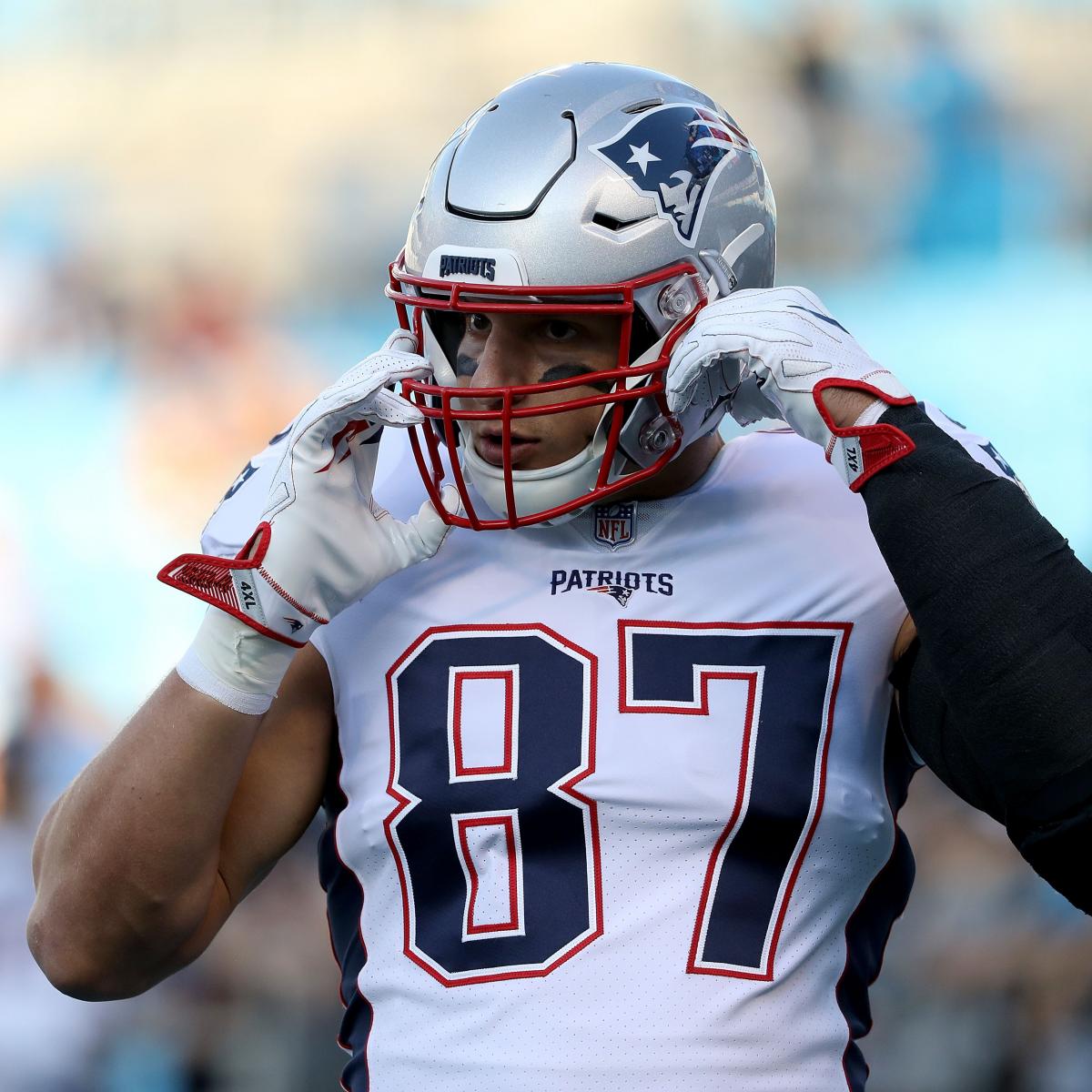 Report: Patriots Nearly Traded Rob Gronkowski to Lions; TE Threatened to Retire