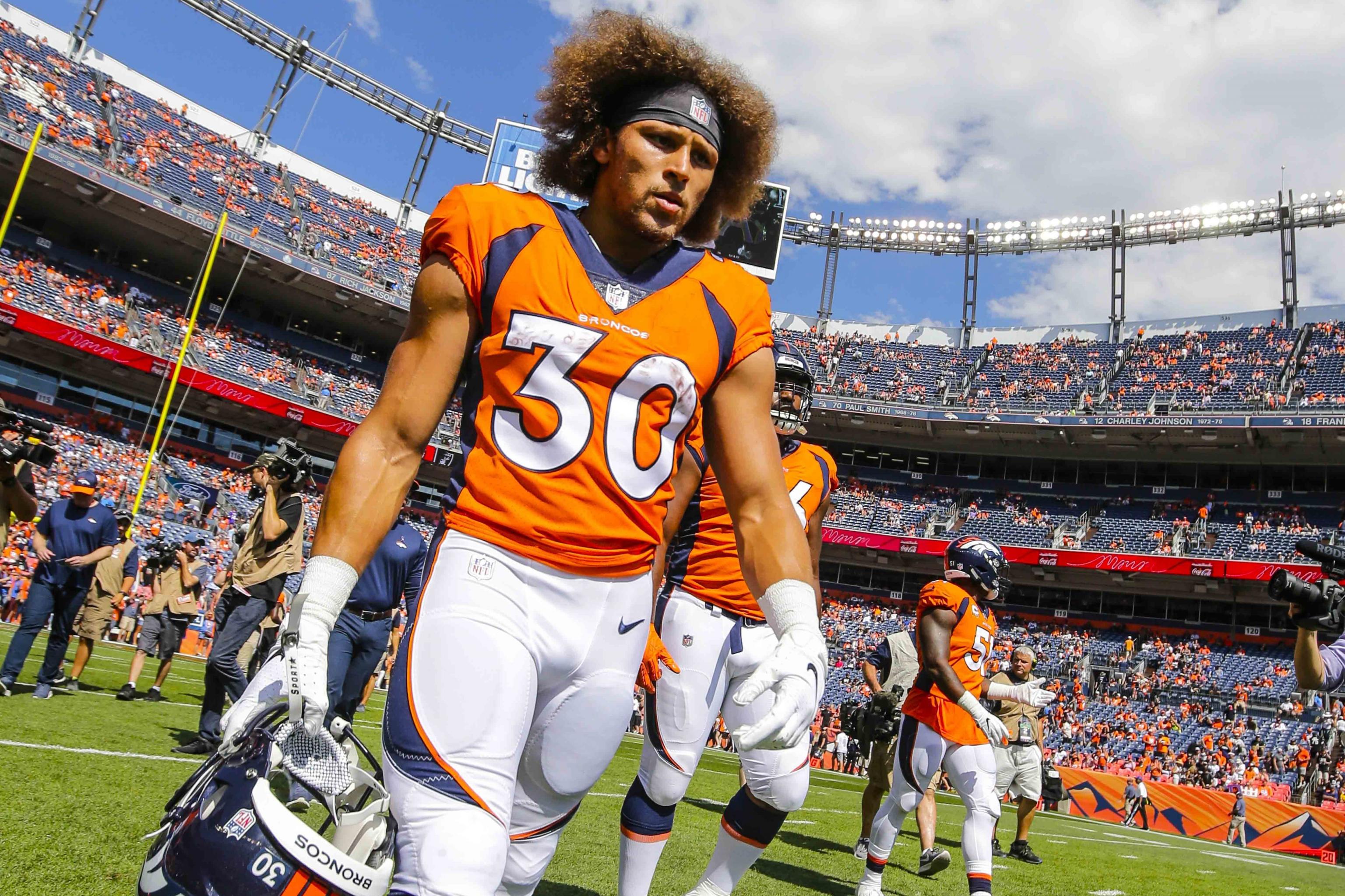 October 14, 2018: Denver Broncos running back Phillip Lindsay (30) with a  run during the first quarter of an NFL matchup between the Los Angeles Rams  and the Denver Broncos at Broncos