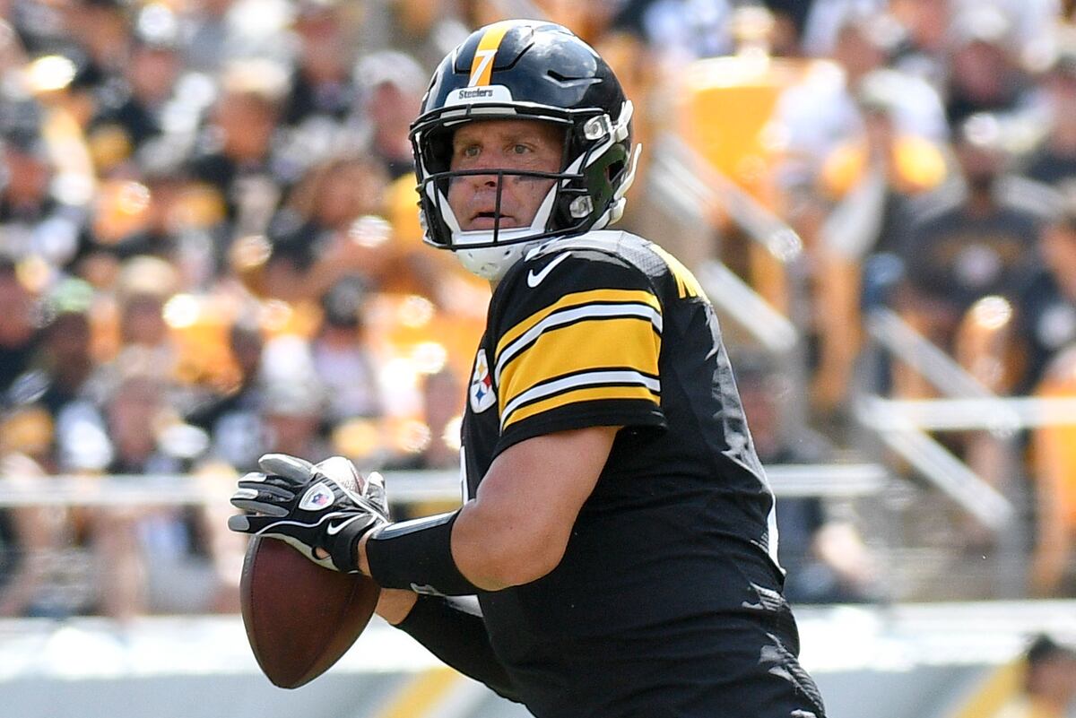 Steelers vs. Buccaneers Spread and Full Prop Bet Odds Ahead of MNF