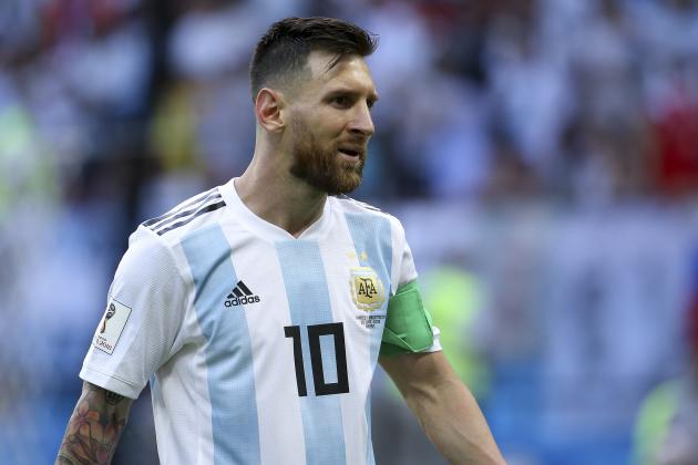 KAZAN, RUSSIA - JUNE 30: Lionel Messi of Argentina during the 2018 FIFA World Cup Russia Round of 16 match between France and Argentina at Kazan Arena on June 30, 2018 in Kazan, Russia. (Photo by Jean Catuffe/Getty Images)