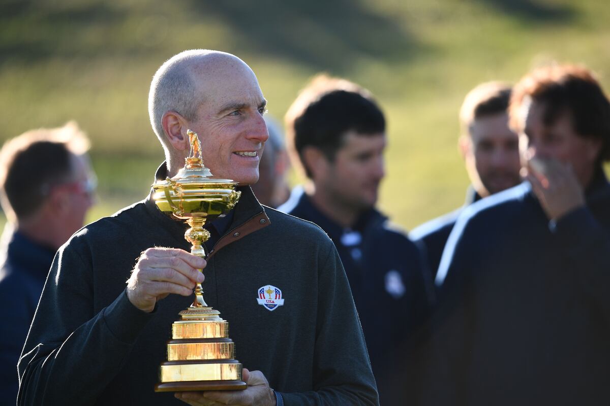 Ryder Cup 2018: Friday Tee Times, TV Schedule, Pairings ...