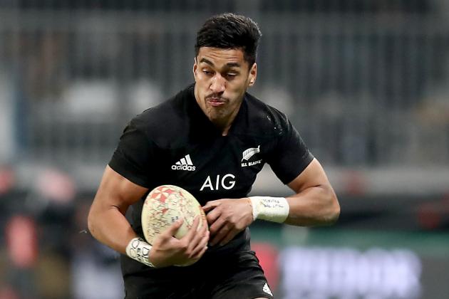 DUNEDIN, NEW ZEALAND - JUNE 23: Reiko Ioane of the All Blacks makes a break during the International Test match between the New Zealand All Blacks and France at Forsyth Barr Stadium on June 23, 2018 in Dunedin, New Zealand.  (Photo by Phil Walter/Getty Images)