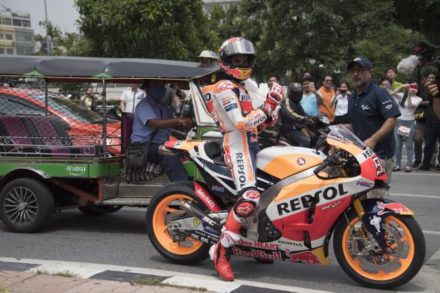 BANGKOK, THAILAND - OCTOBER 03:  Marc Marquez of Spain and Repsol Honda Team rides the bike on the street during the pre-event 'A.P. Honda Race to the Dream Event' on October 3, 2018 in Bangkok, Thailand.  (Photo by Mirco Lazzari gp/Getty Images)