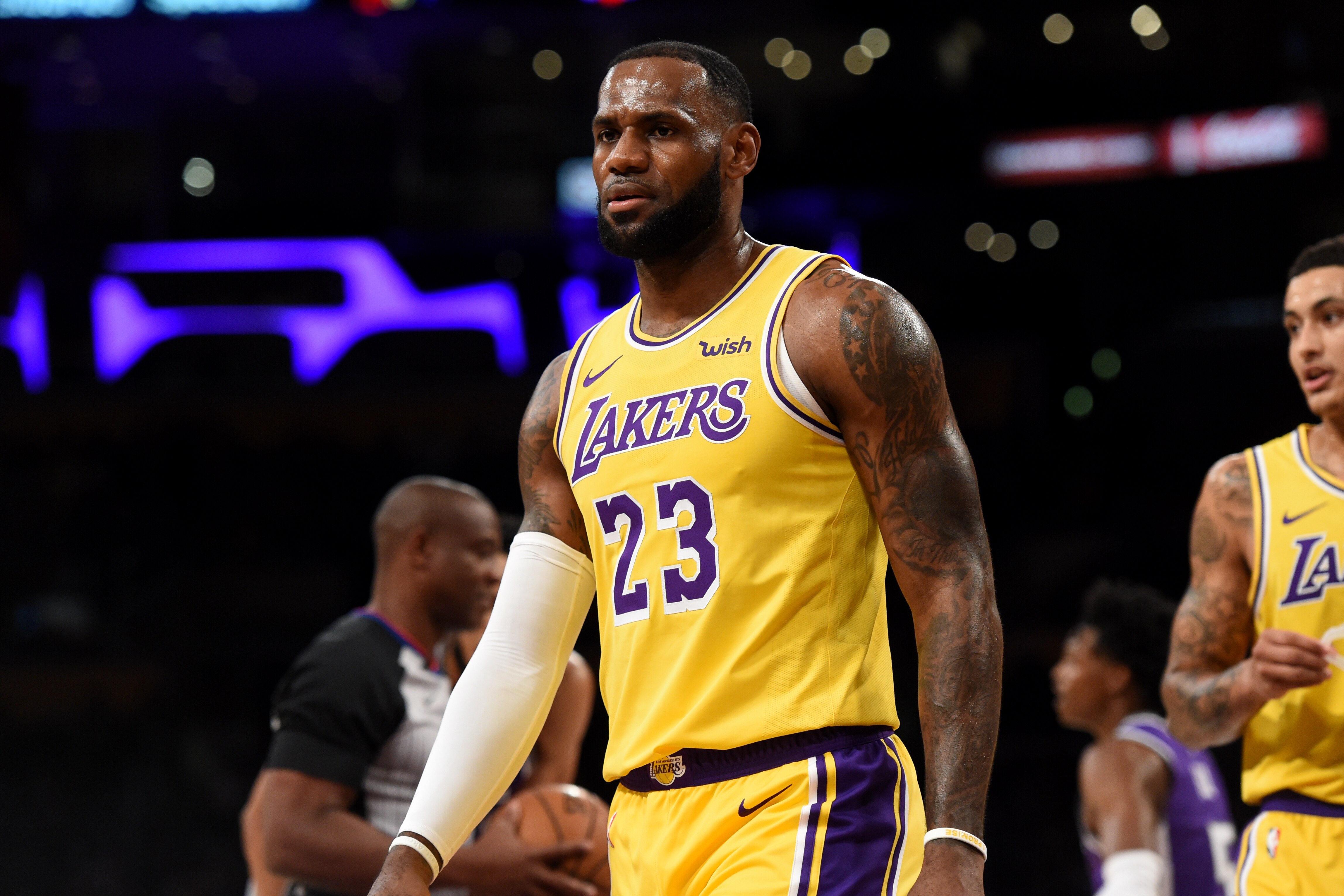 lebron james lakers preseason